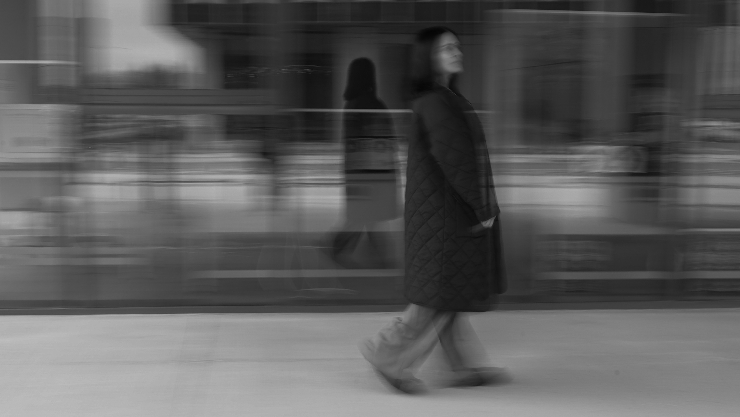 Fotografie de Portret Brașov | Artist Mădălina Beda. Madalina Beda- Artist vizual, fotograf, doula la nastere, consultant babywearing Brasov si in toata tara