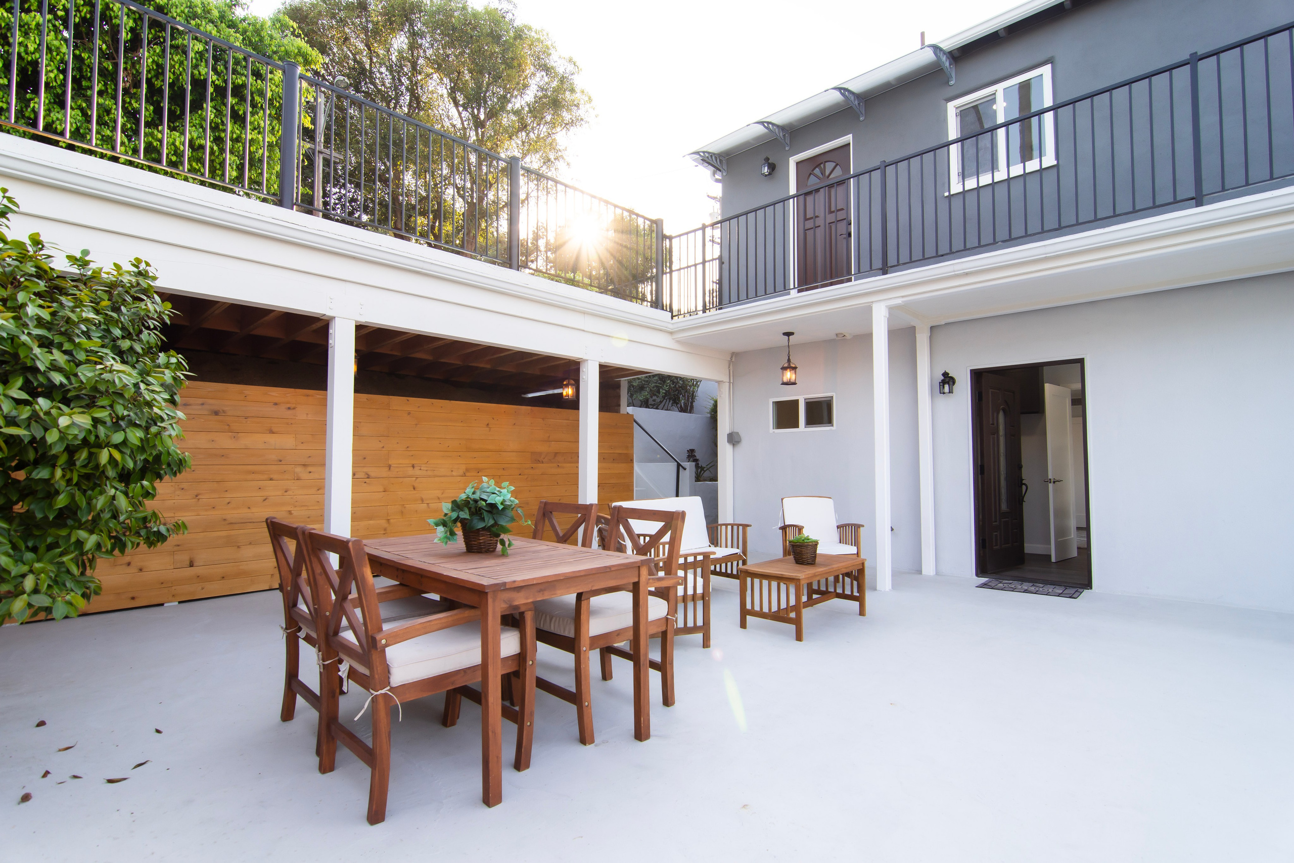 Real Estate Media. Professional portrait photographer in Los Angeles | Axenia Haritonova