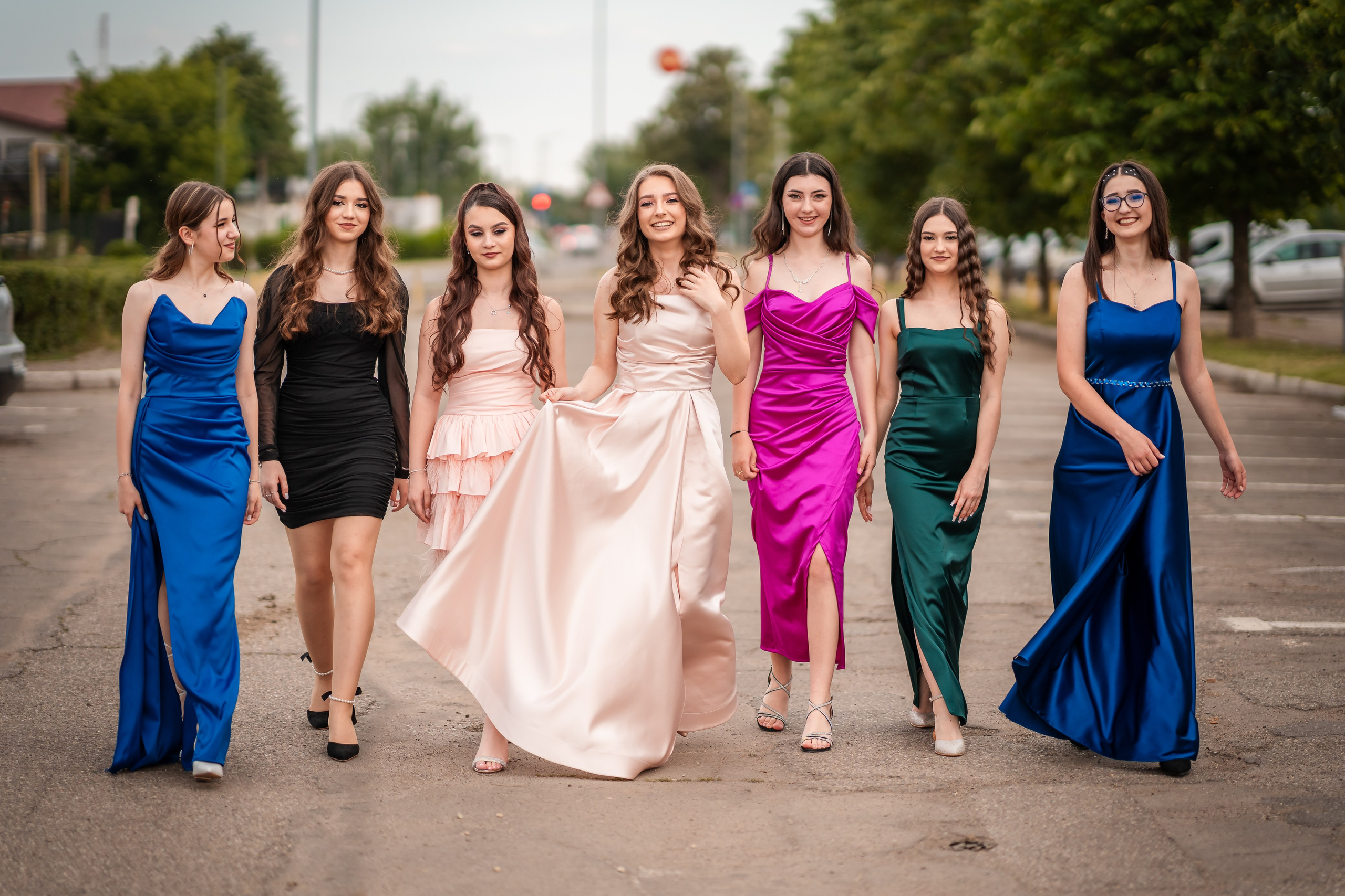 Absolvenți și Baluri