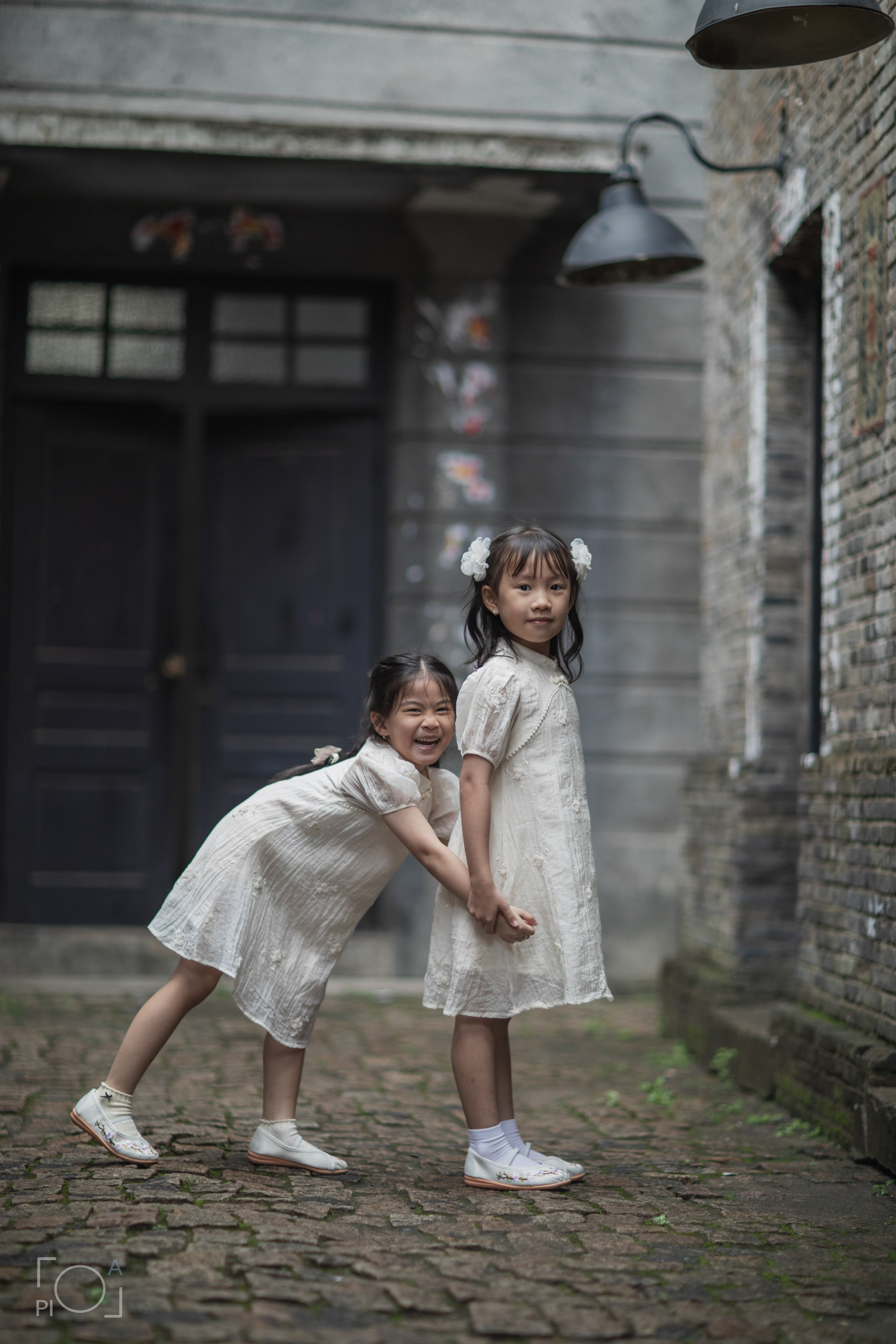 Семейная фотосессия в шанхайской киностудии. Photographer in Shanghai — Lola Pidluskaya