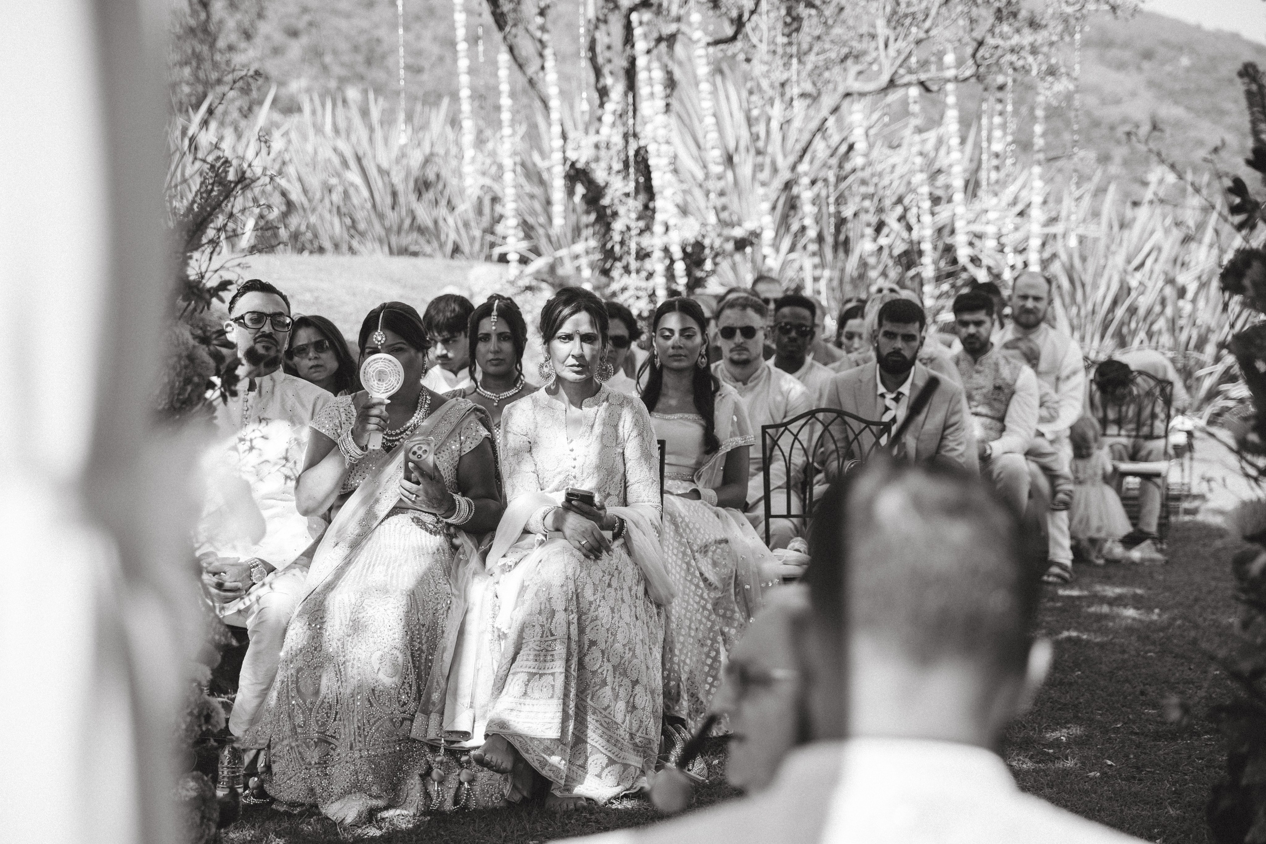 Patrik & Naomi. Monestir Sant Salvi. Paola wedding photographer / videographer in Barcelona