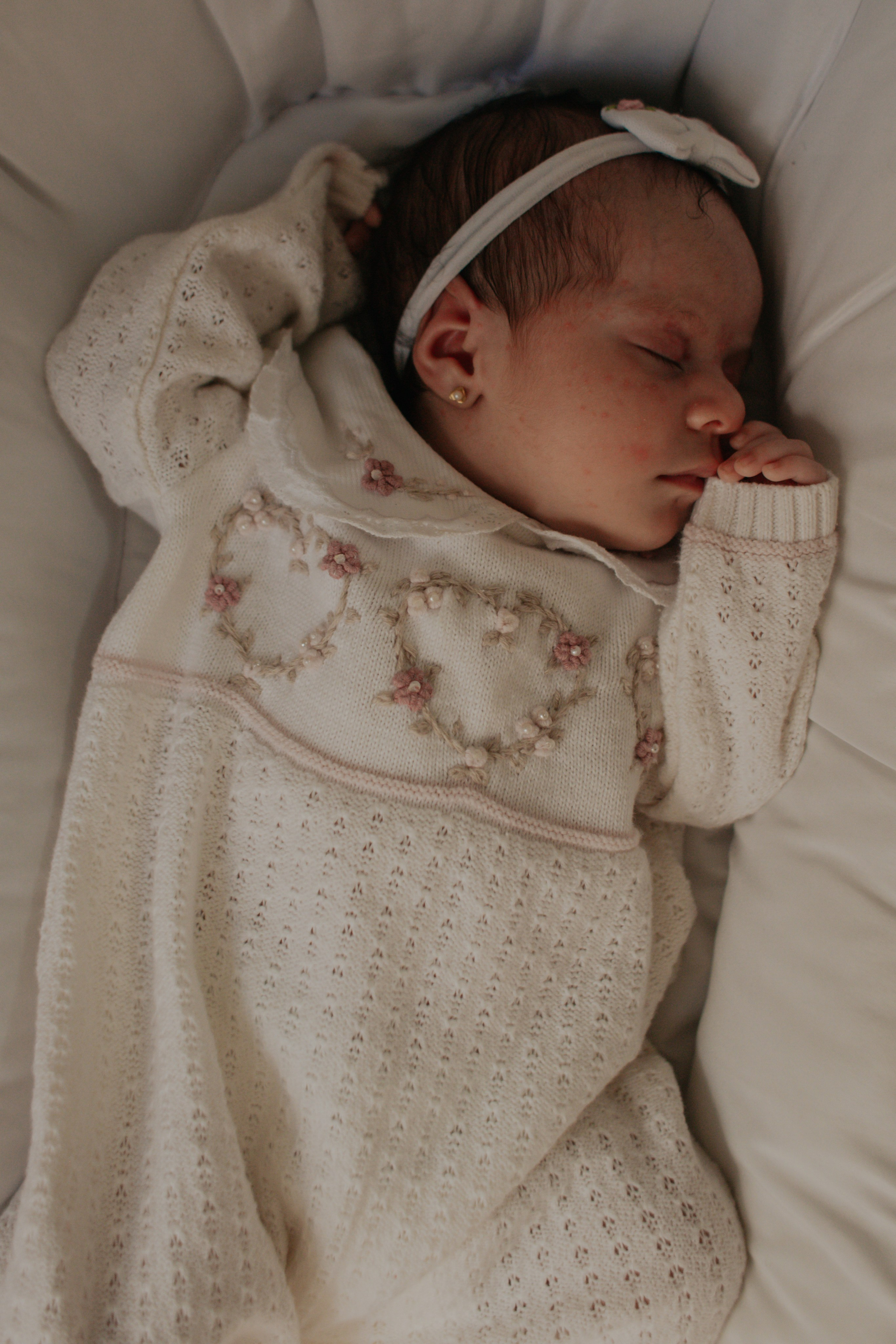 Laura — 1 mês. Amanda Paraizo | Fotógrafa de Parto, Gestante e Família na Grande Vitória — ES