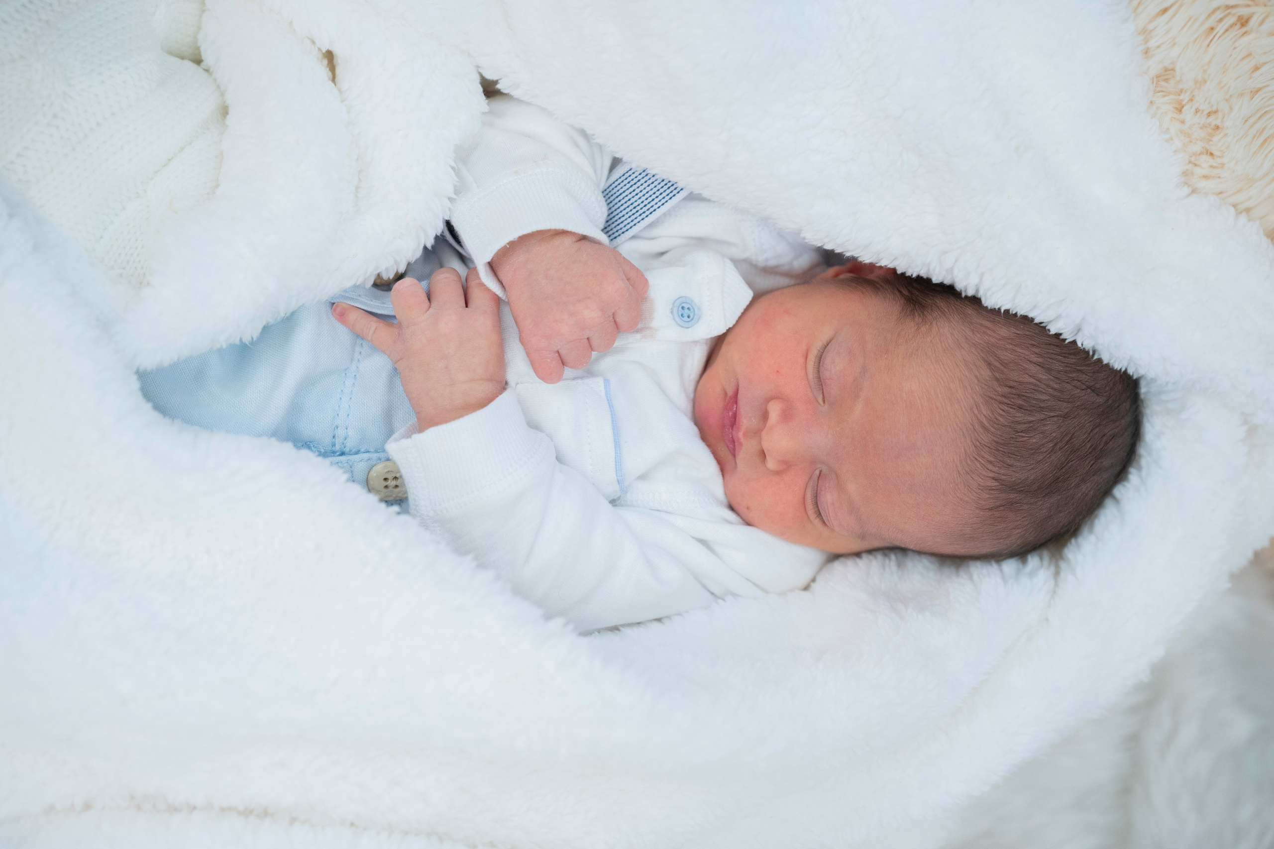 הברית של יוסף וחנה. יוסף מזרחי צילום חתונה, ברית וזוגיות. צלם מקצועי שאוהב להוציא אתכם הכי יפים ברגעים הכי מרגשים