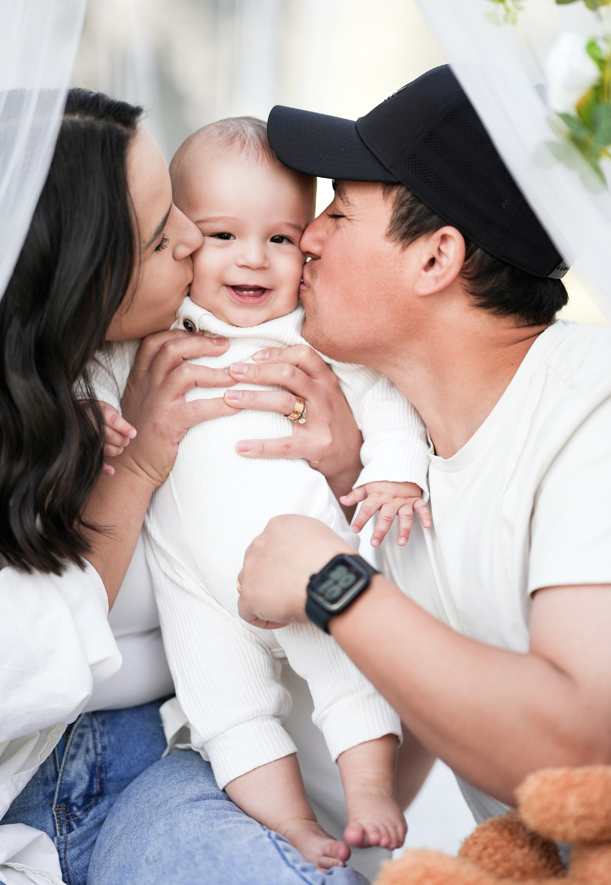 Mother Photo Day. Pashynska Photography | Calgary Wedding & Family Photographer