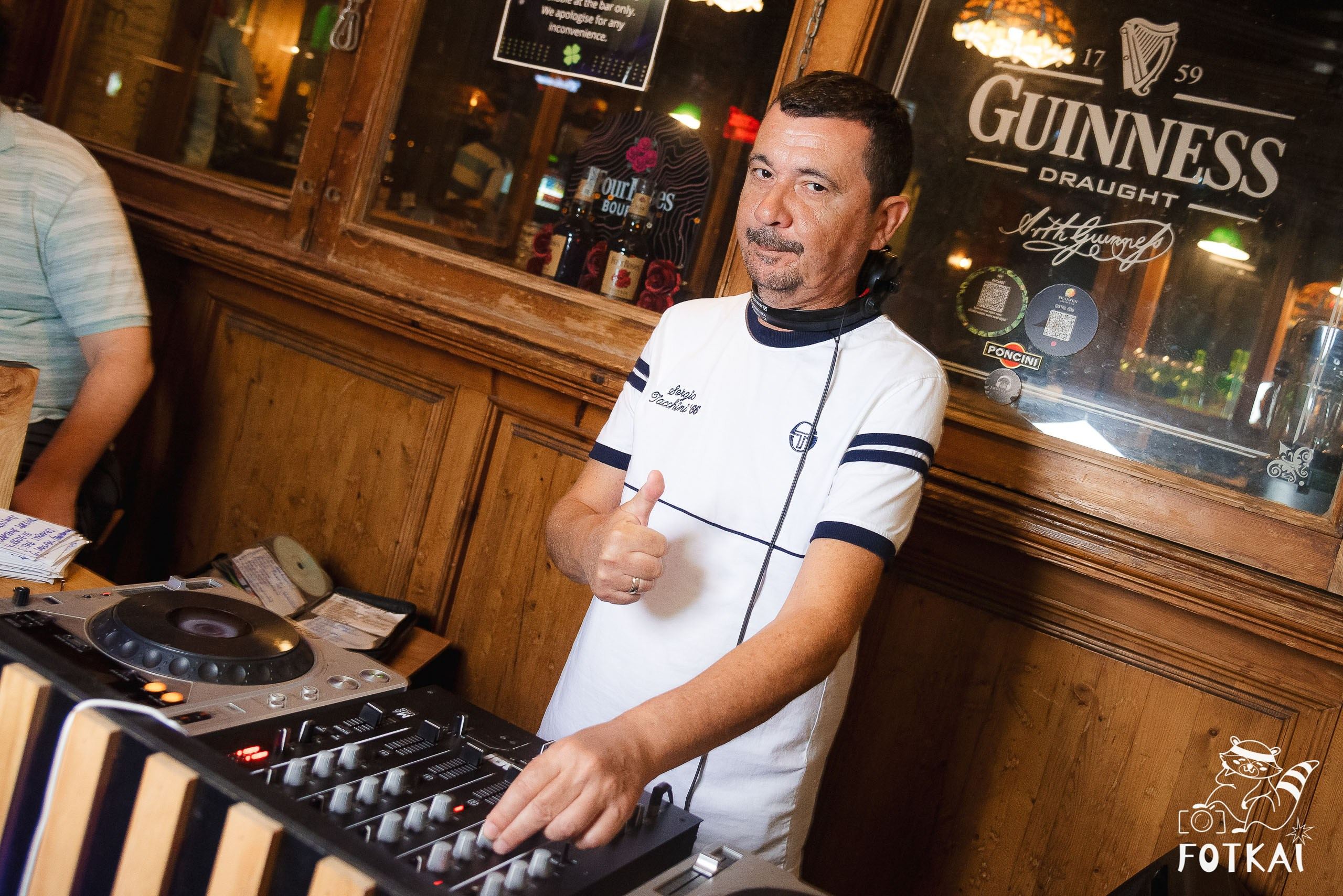 Bloody Mess en Shannon | Irish Pub: Reportaje fotográfico 15.08.25 | FOTKAI