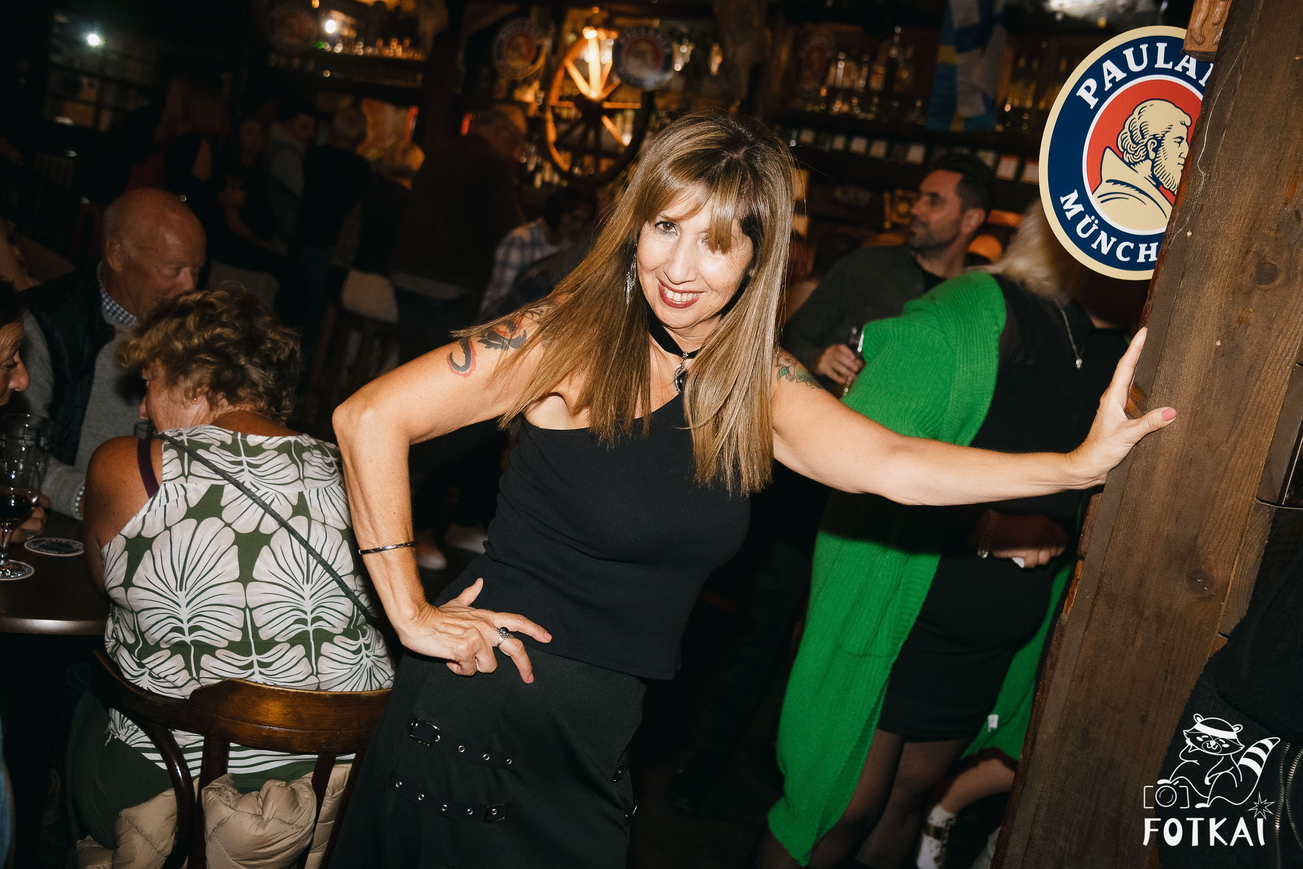 Фоторепортаж JAM Night в El Paso Bar, Torrevieja — живая музыка и атмосфера Коста-Бланки | FOTKAI