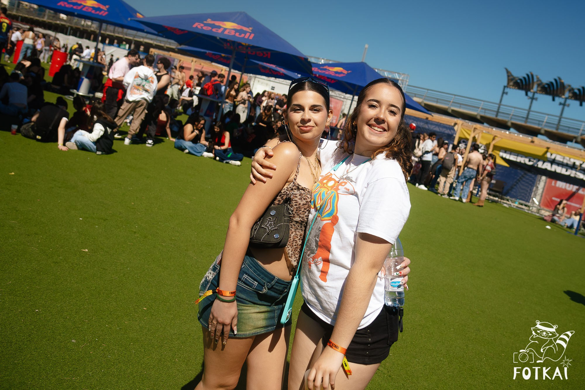 Fotos Costa Sonora 2026 Alicante Día 2 — busca tu foto y encuentra amigos del festival | FOTKAI