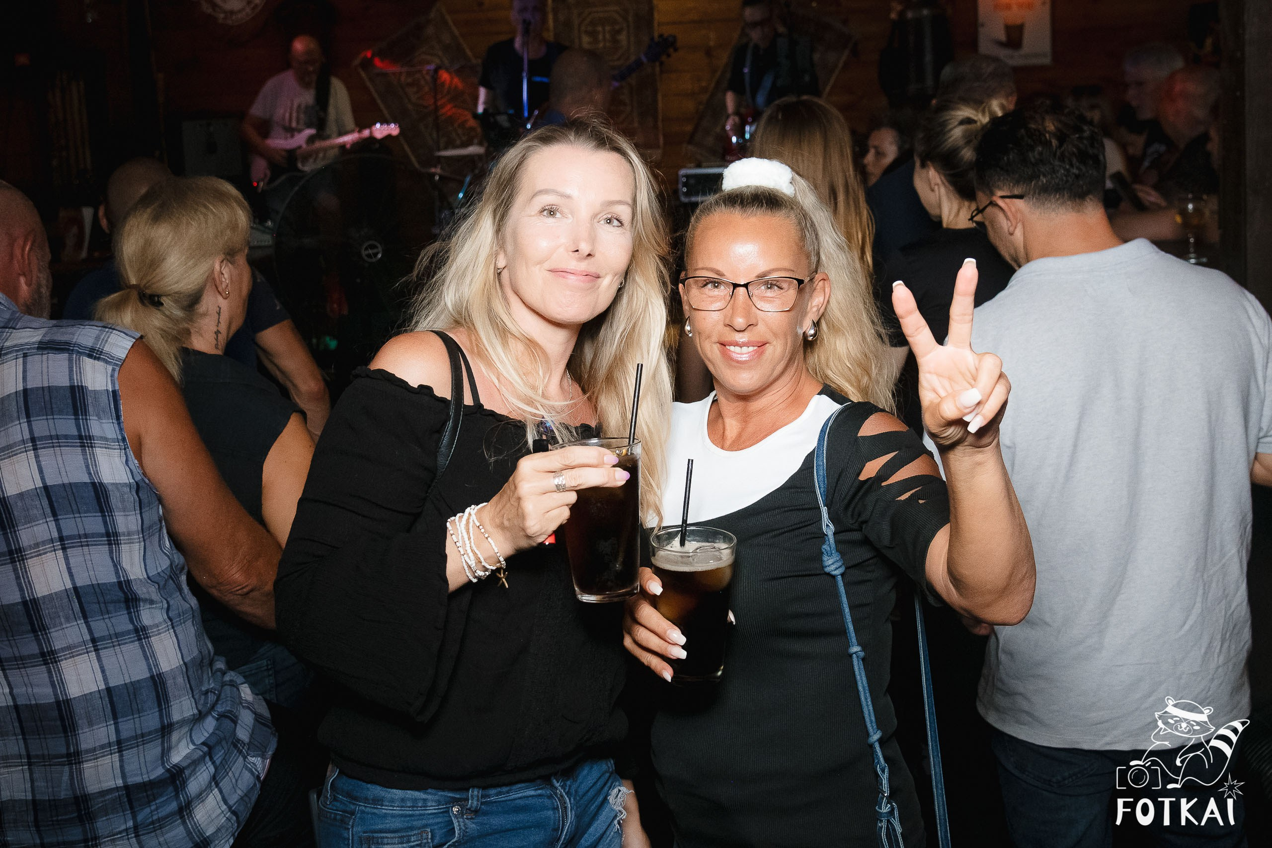 El Paso Rock Bar Torrevieja: Reportaje fotográfico 19.09.25 | FOTKAI