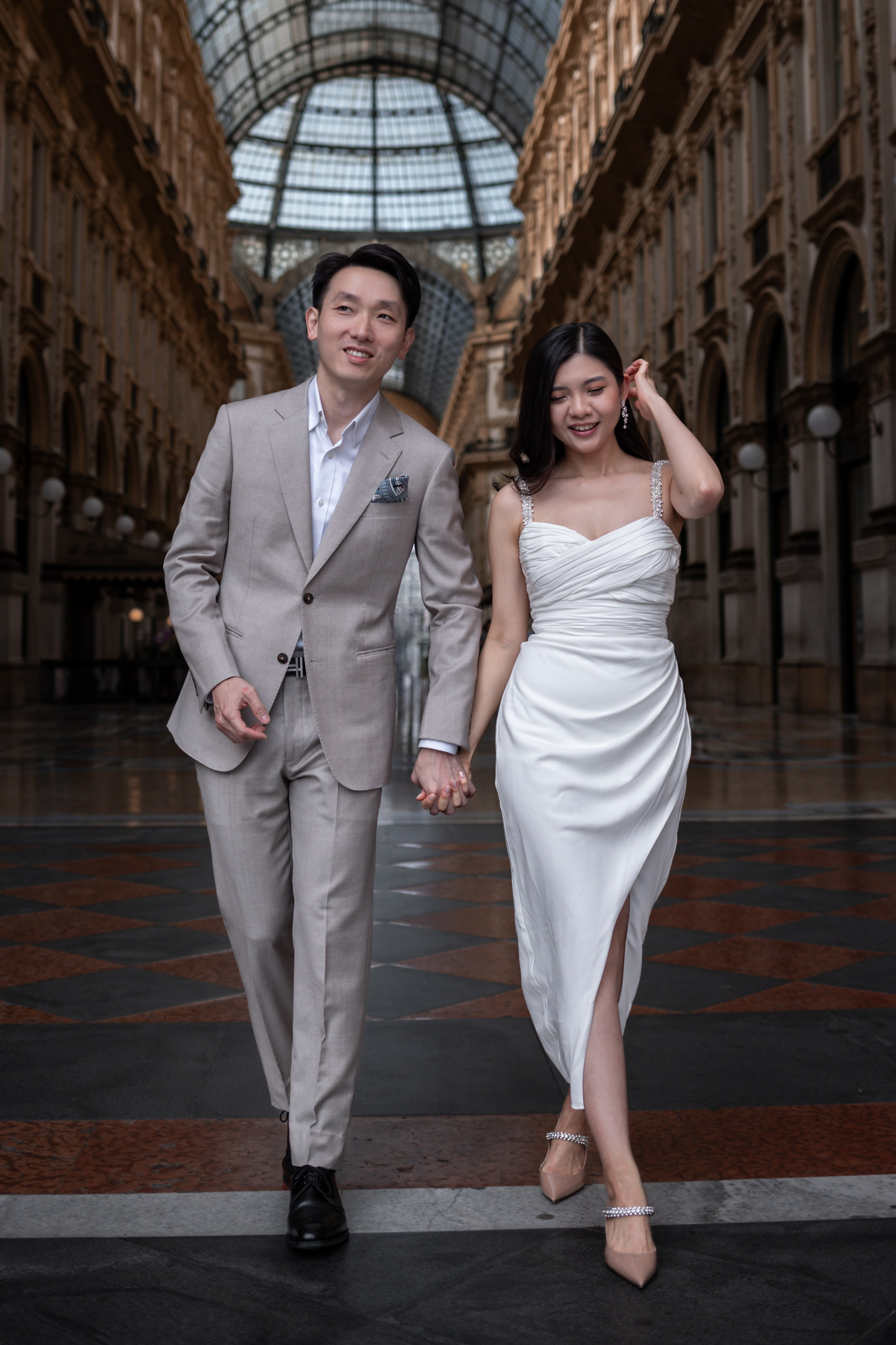 Walk in Milan. Photographer in Milan |Mila Pro Photo