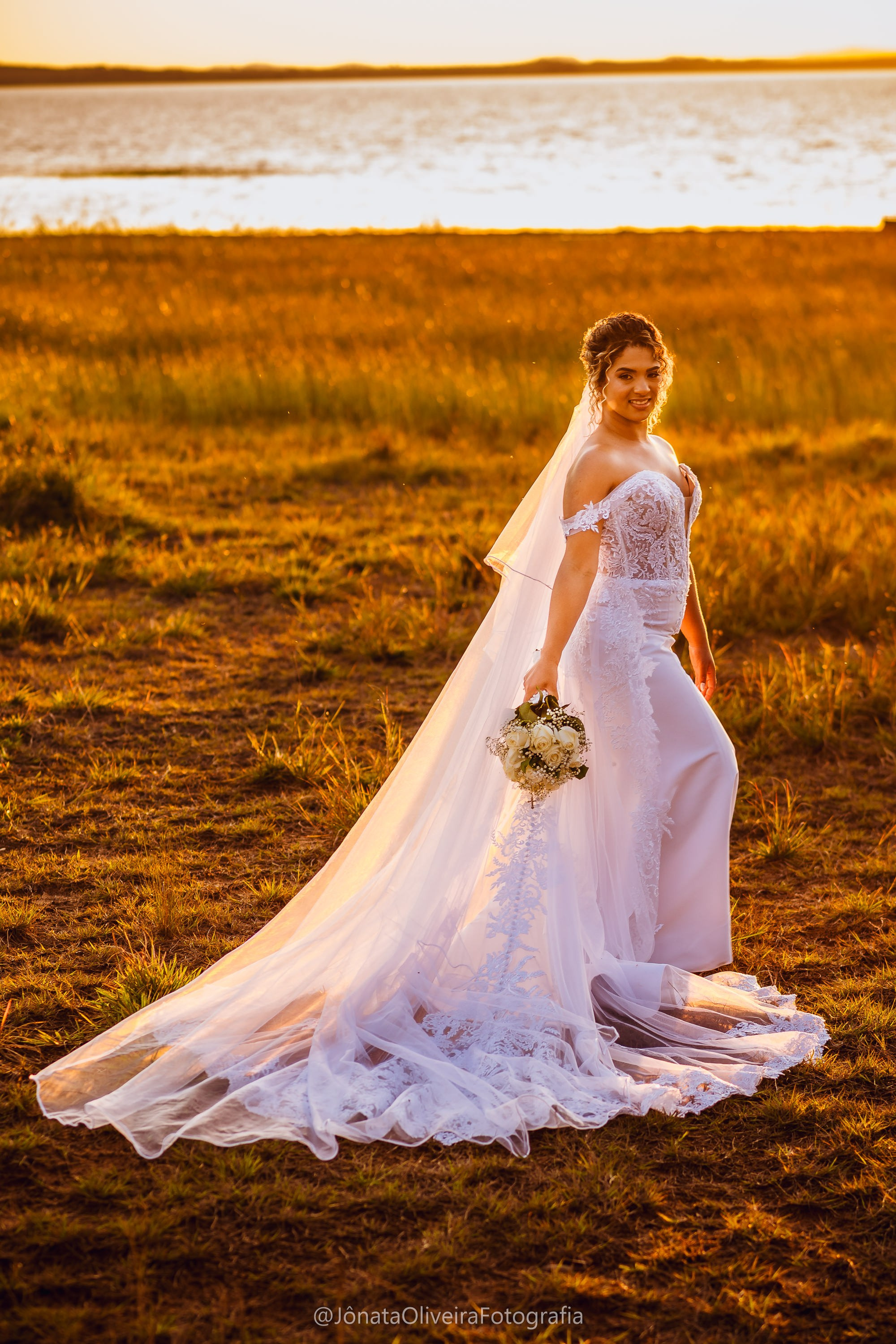 Vestido de noiva making of da noiva. Fotografia de casamentos e ensaios em avaré Jônata Oliveira