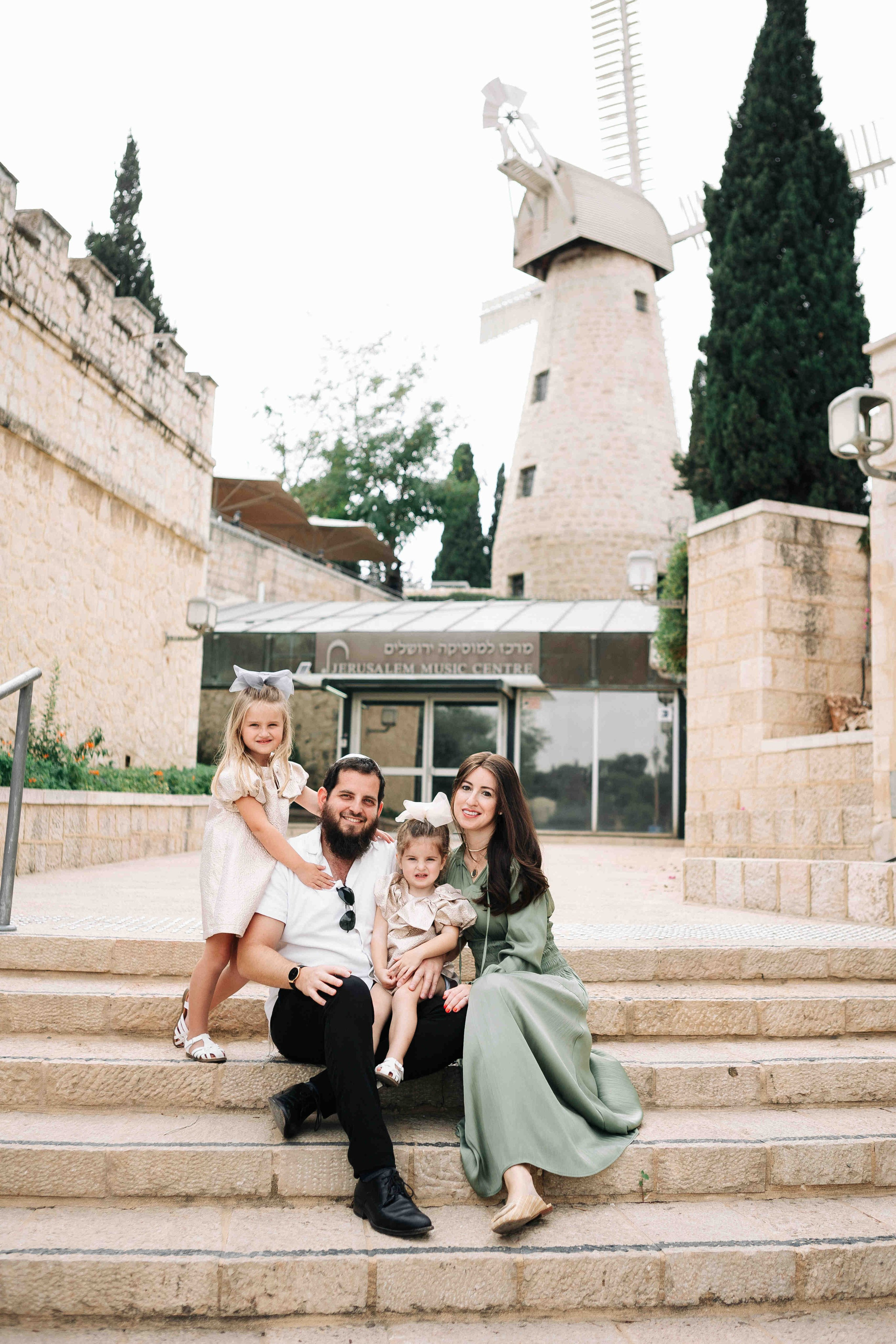 BEAUTIFUL FAMILY PHOTOSESSION. PHOTOGRAPHER IN ISRAEL