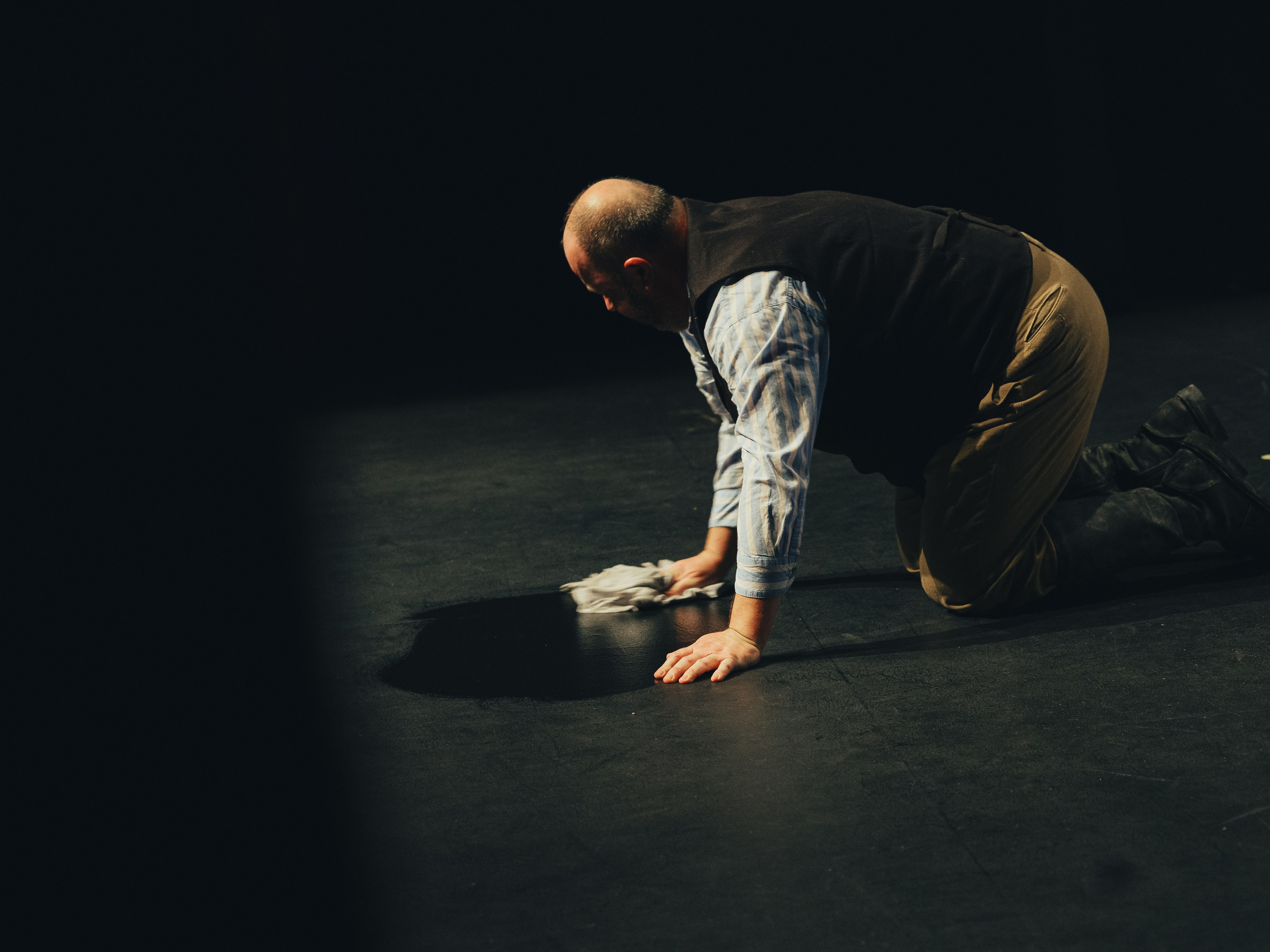 Chameleon — Memorial prayer. Yana Bobrova | Artistic Photography