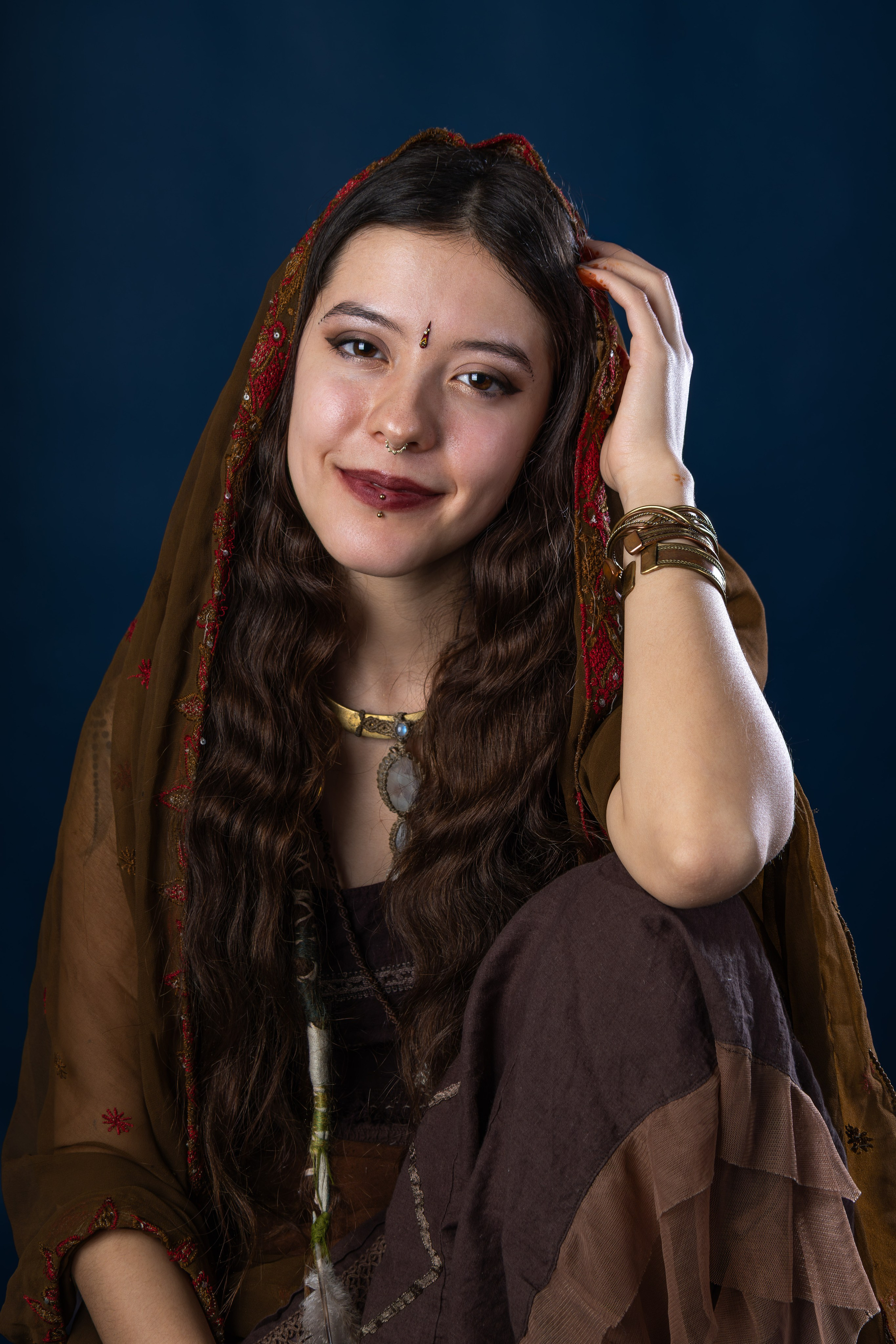 Alma A. Fotograf. Lucrez cu oameni, produse și spații. Portret și fotografie creativă. Bacău, România. Lidia Savinoiu