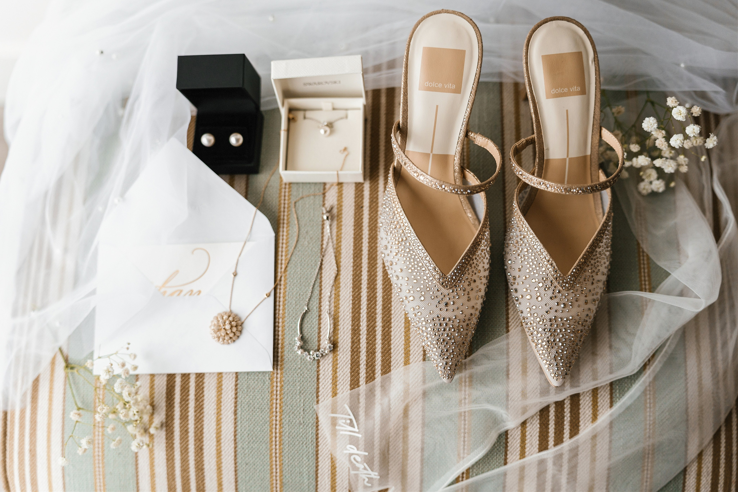 San Francisco City Hall Wedding. Wedding Photography & Videography Team in California, Los Angeles, San Francisco, San Diego and Travel