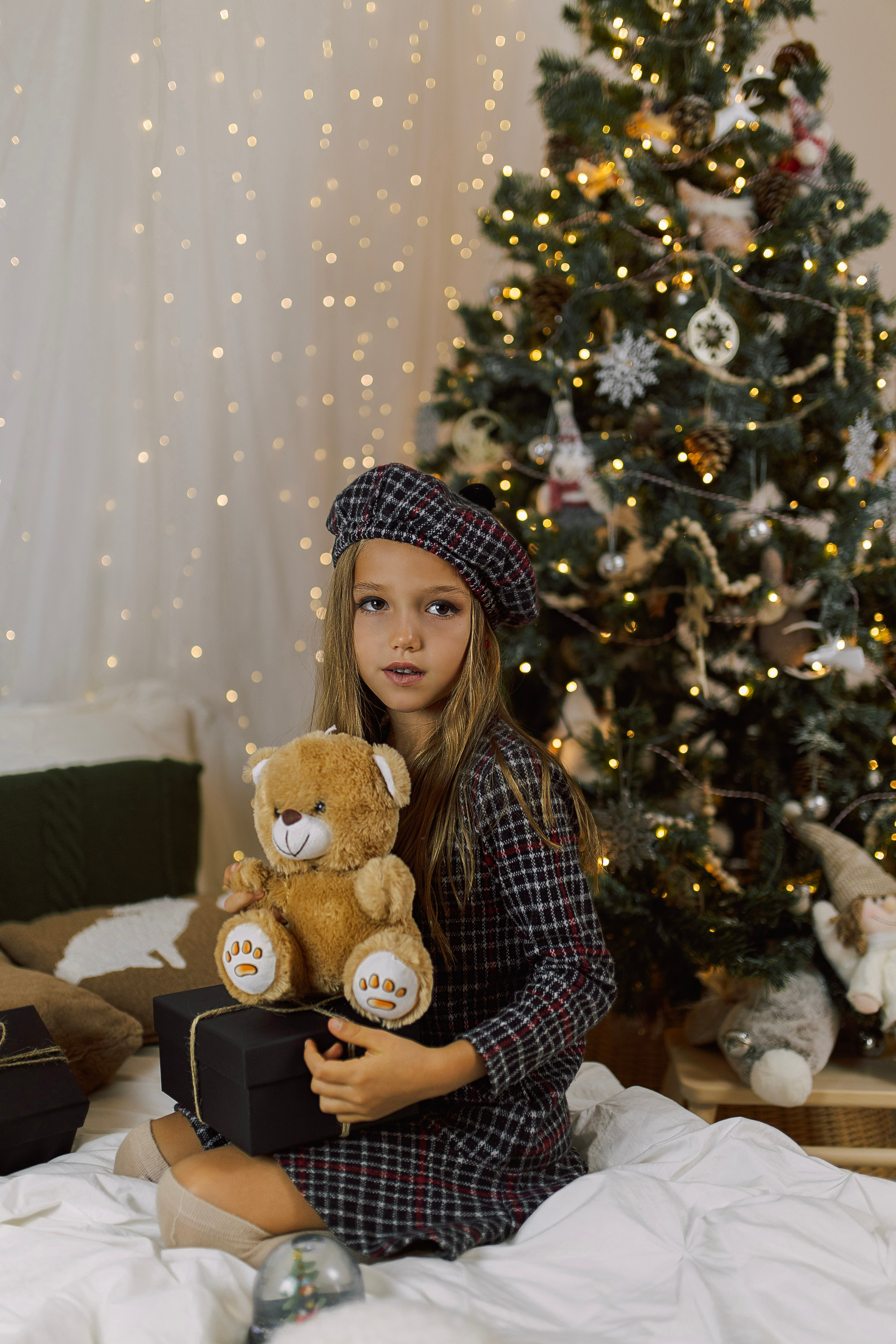 Новогодняя семейная фотосессия. Фотограф в Алании в Турции, Аланья, Сиде, Белек, Анталия, Кемер, Конаклы, Окурджалар. Фотосъемки в Алании. Фотосессия в Алания.Алсу Девели