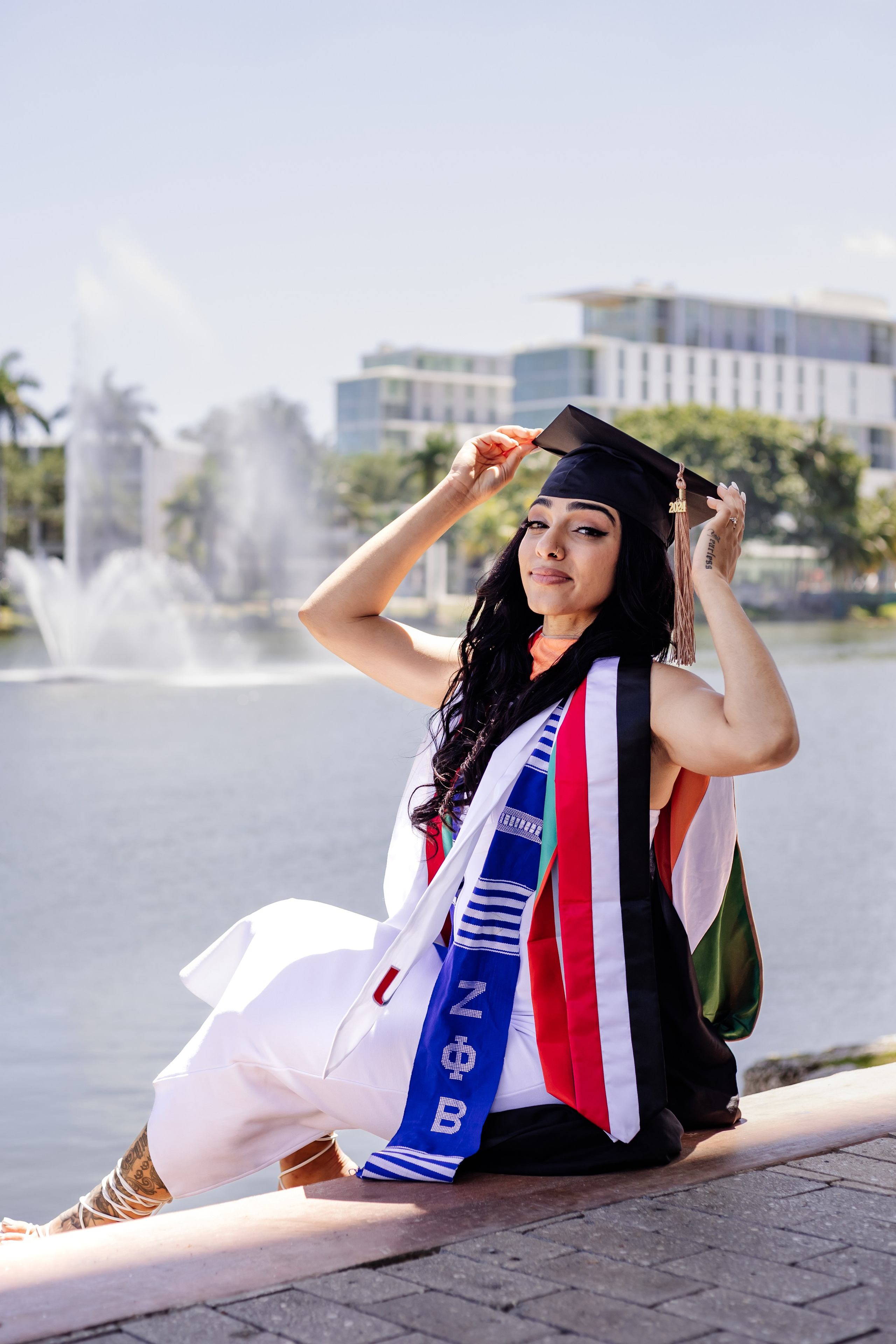 10 Spots For Graduation Photos At University of Miami. Portrait and graduation photographer Marina Simanava