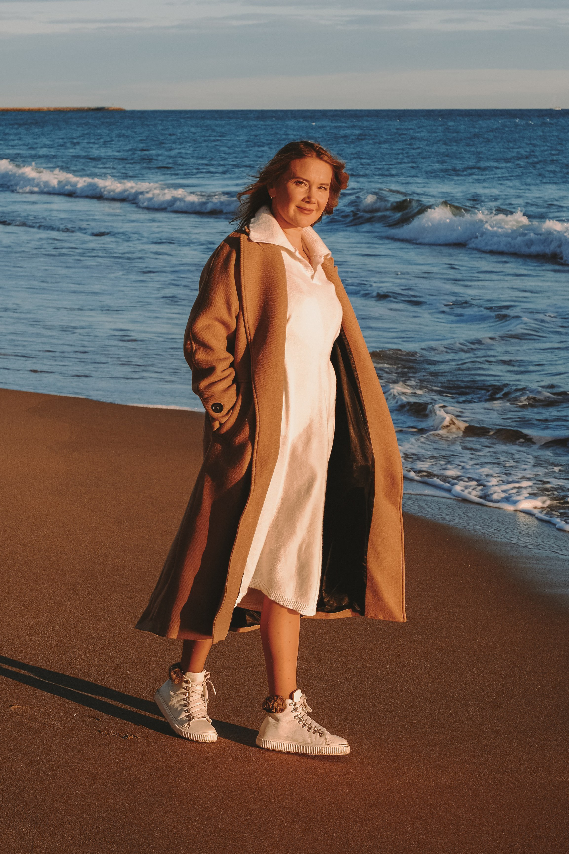 Sesión familiar en Navidad. Fotografía profesional en Calafell - Elena Medvedeva