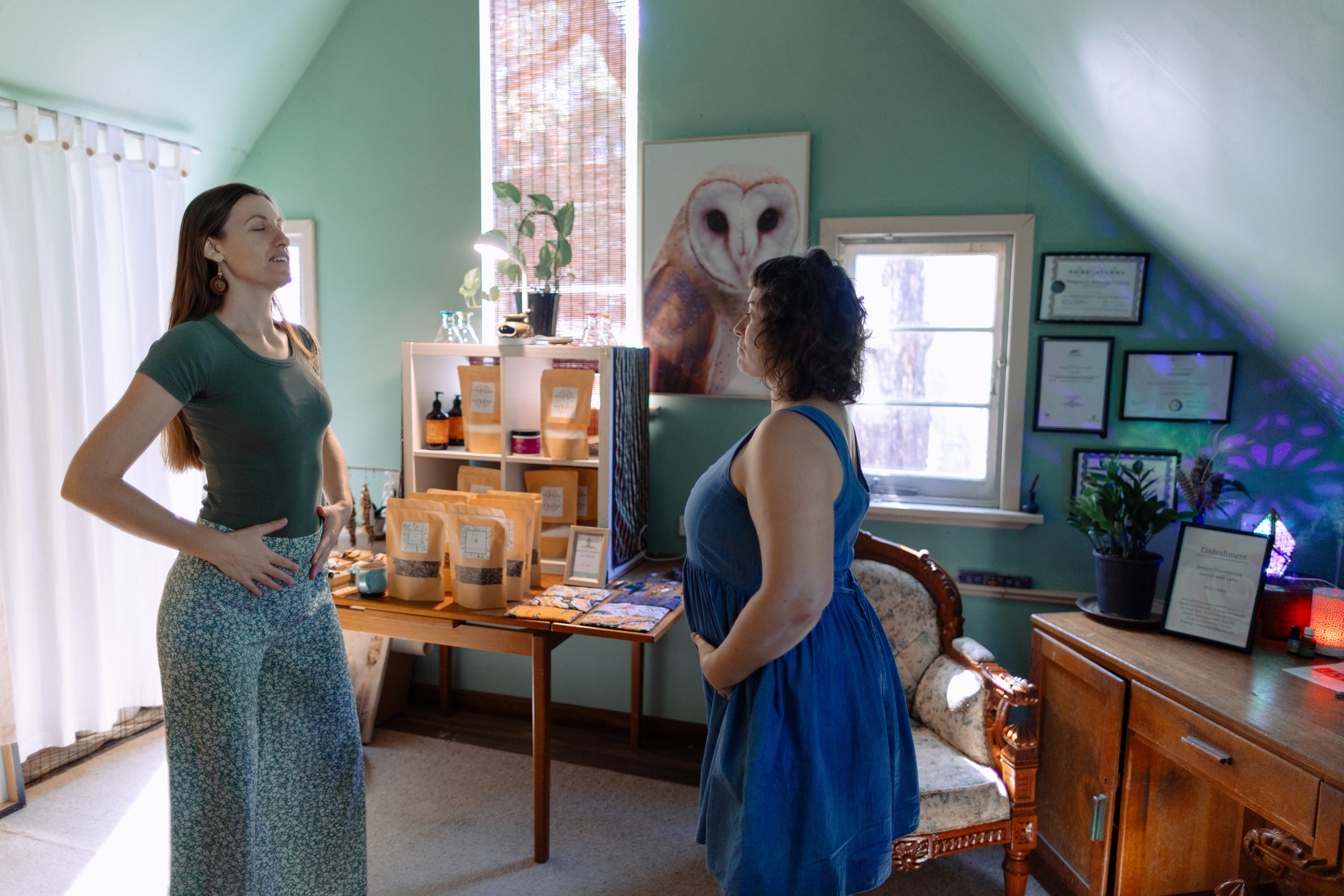 Laula Perey, Somatic Therapist