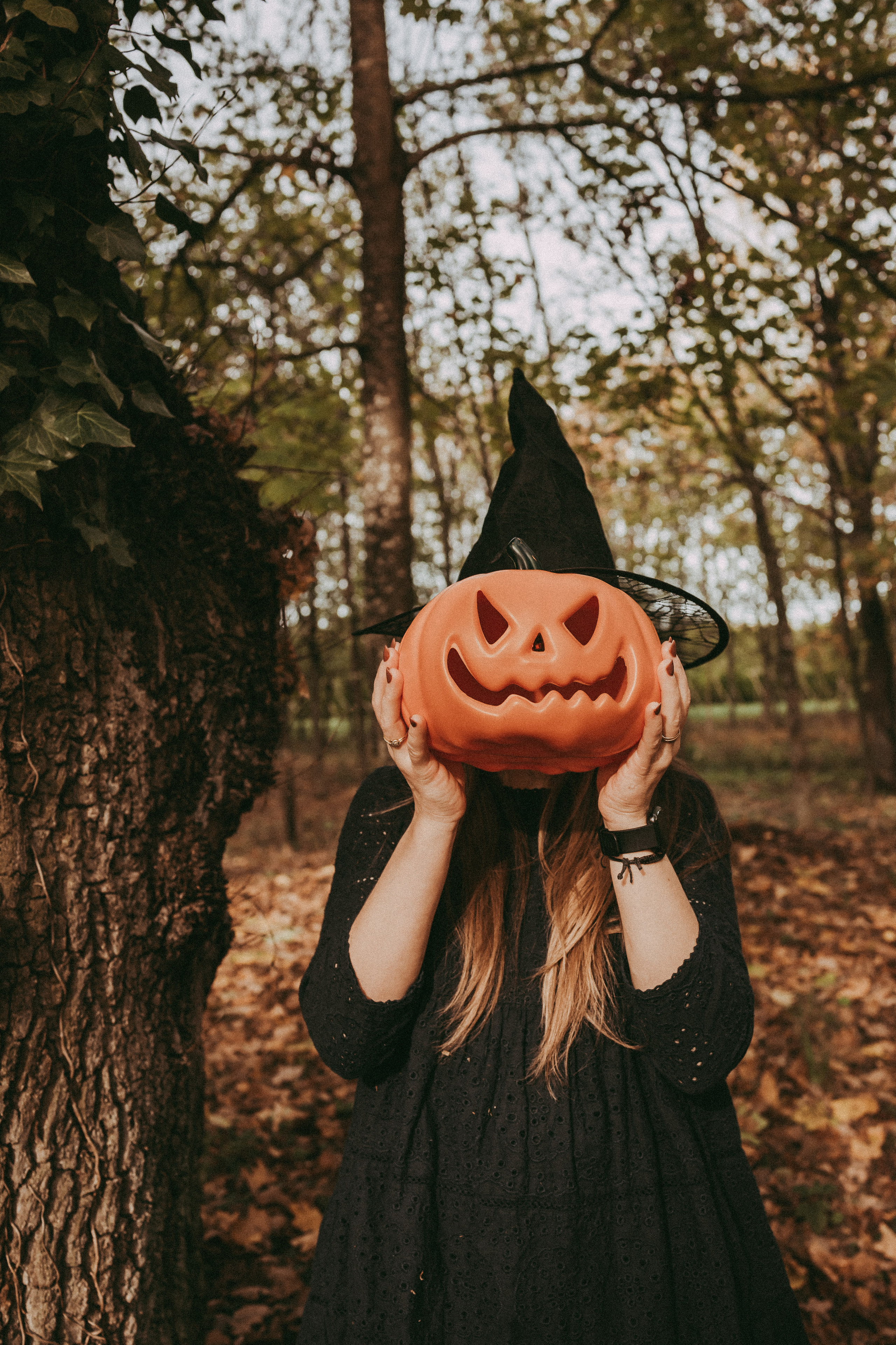 Shooting Photo: Spécial Halloween. Je suis Olga, votre photographe de famille à Metz et dans toute la France