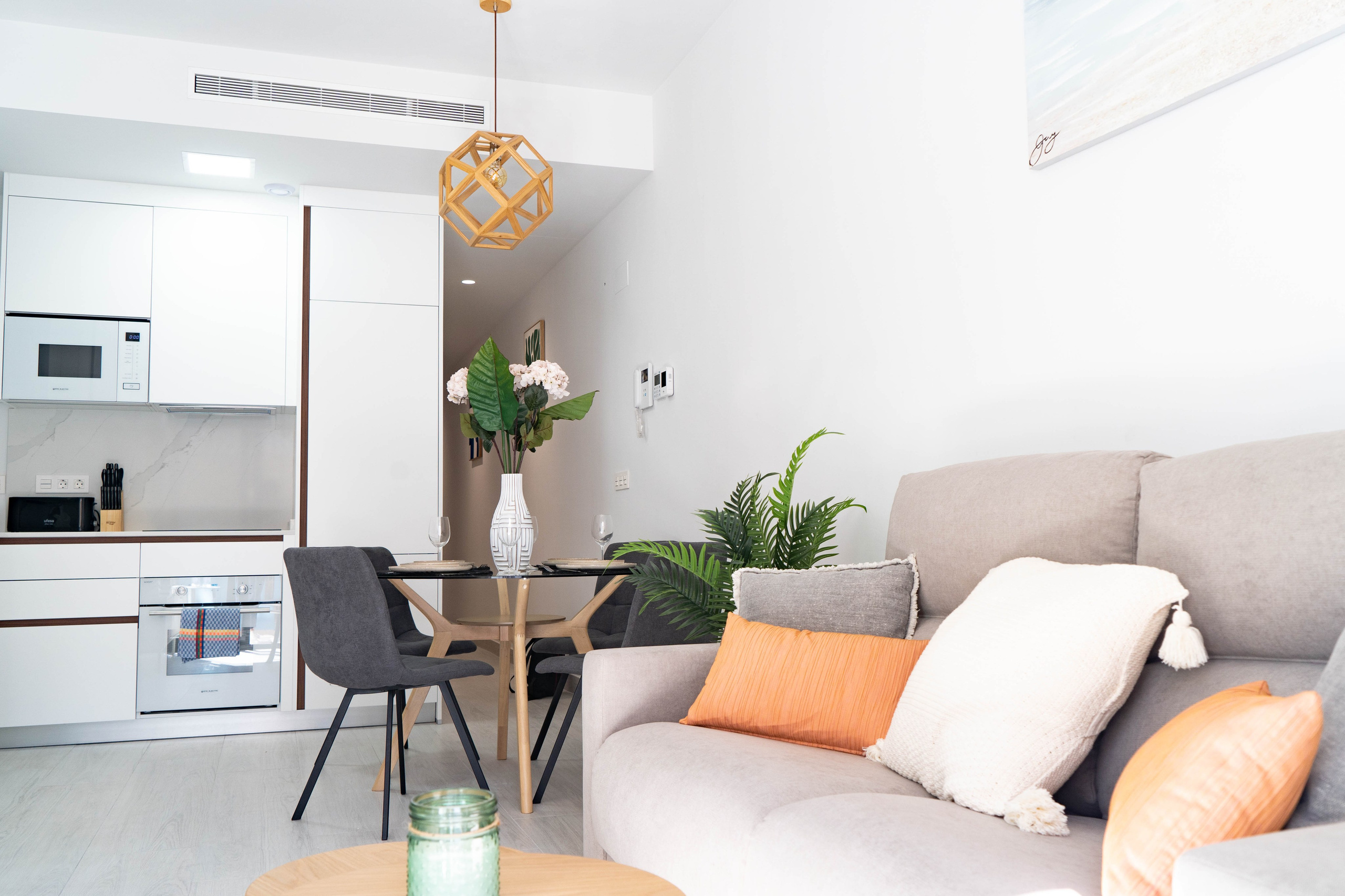 I&M GROUP royal 29. Baby Beast