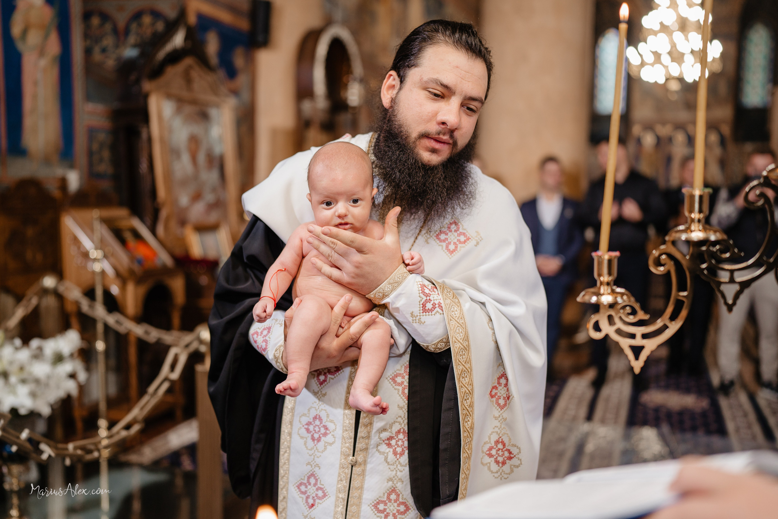 Micutul Mathias - Cel mai distractiv botez. Marius Alex fotograf de eveniment si portret din Suceava