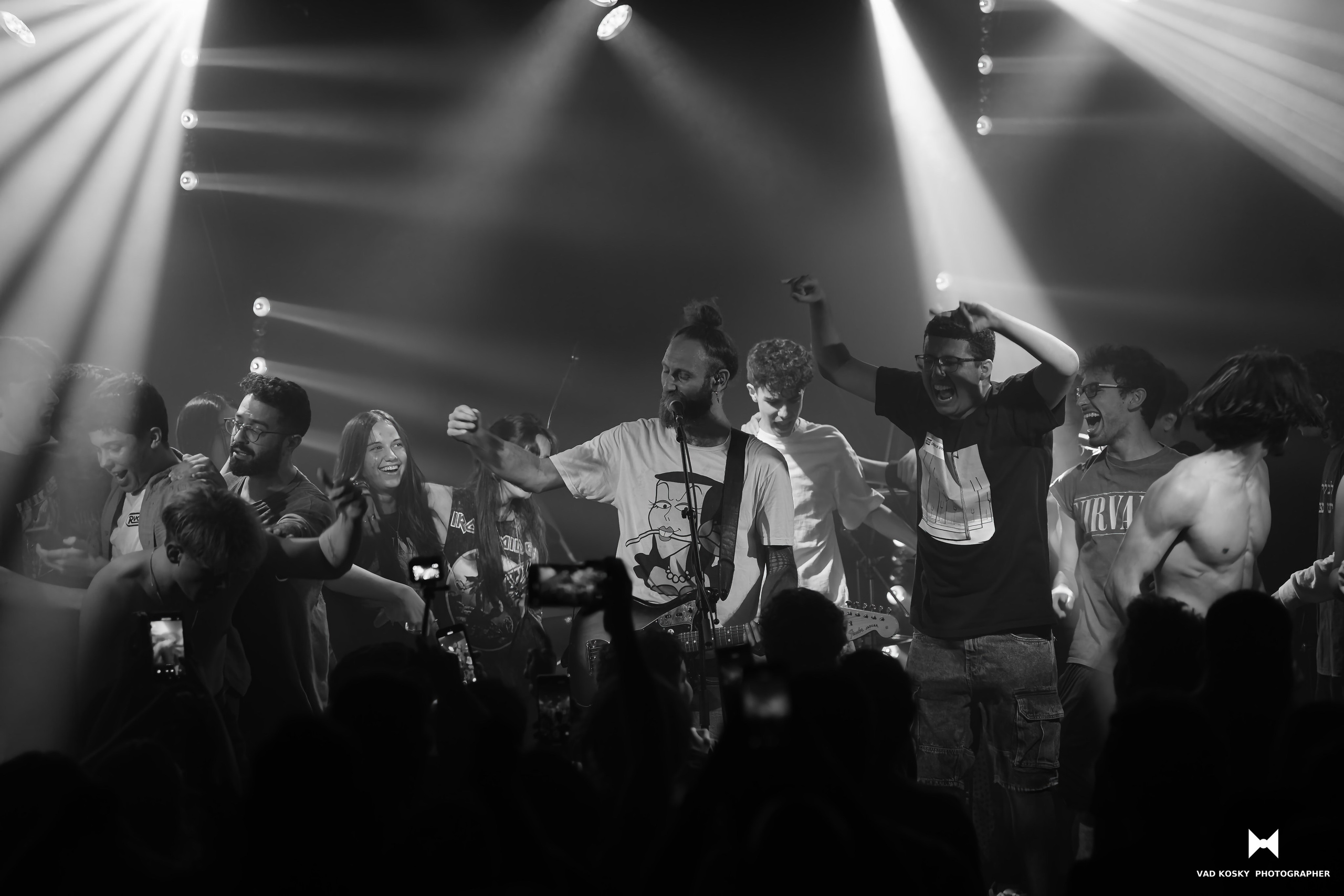 Roy Star & Group — Nirvana tribut TLV Grey club. Vad Kosky Photographer