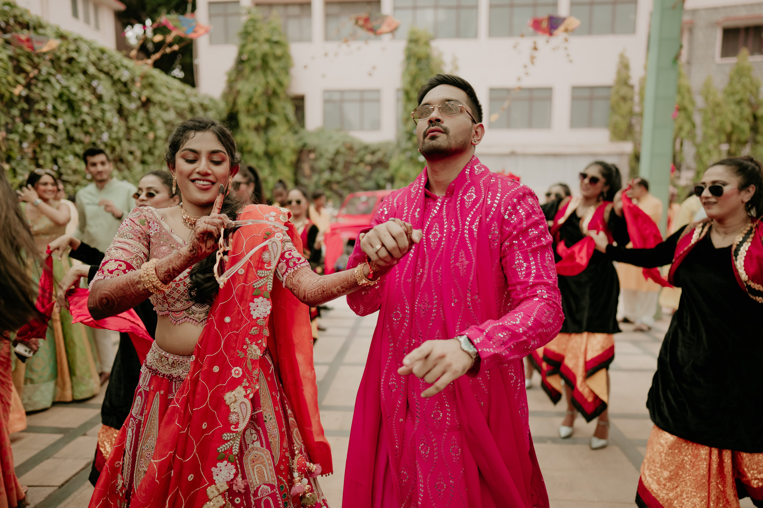 HALDI & MEHANDI. Wedding photographer Stalen Robert