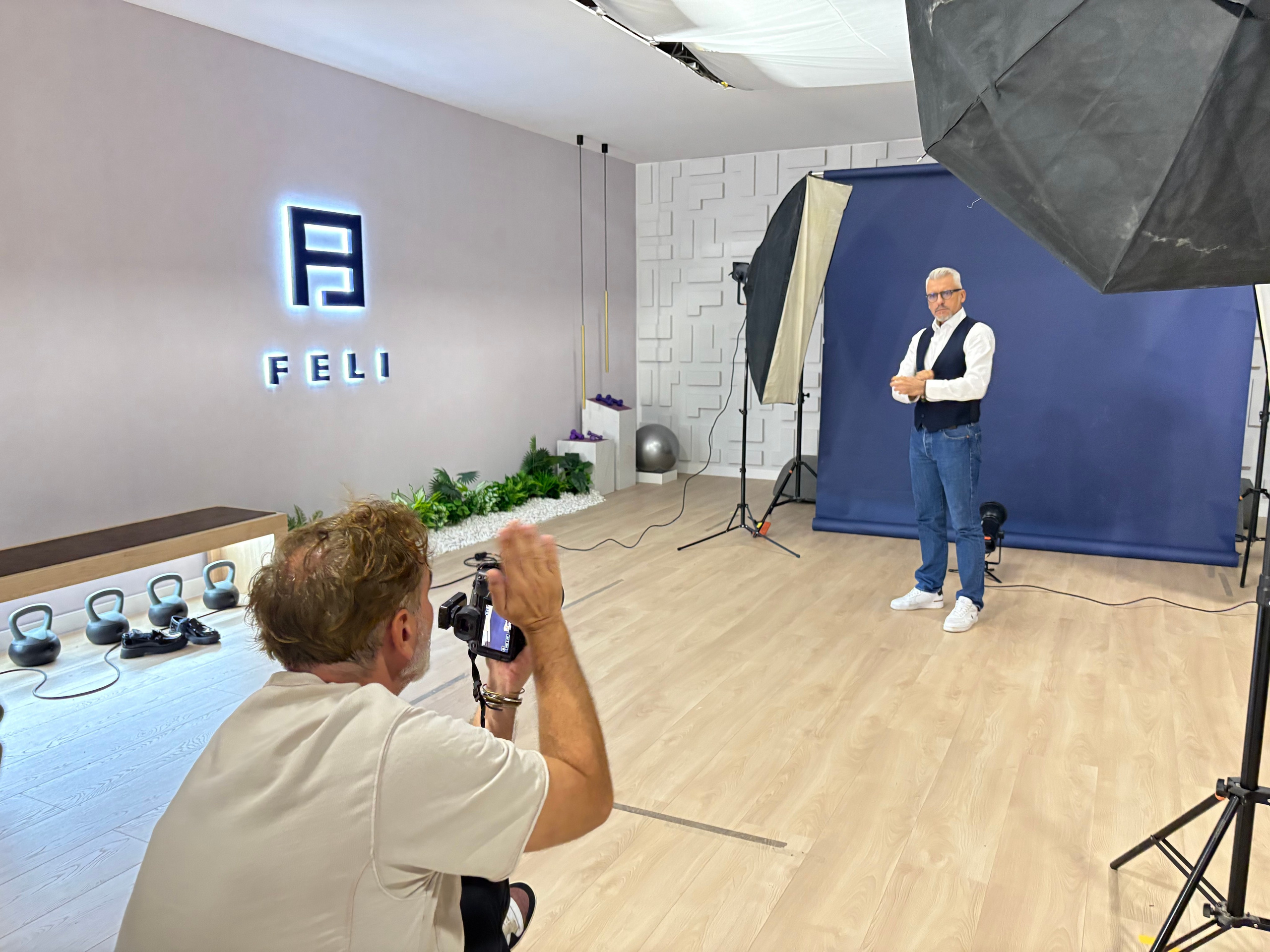 Studio Photogenic. Commercial and studio photographer in Belgrade