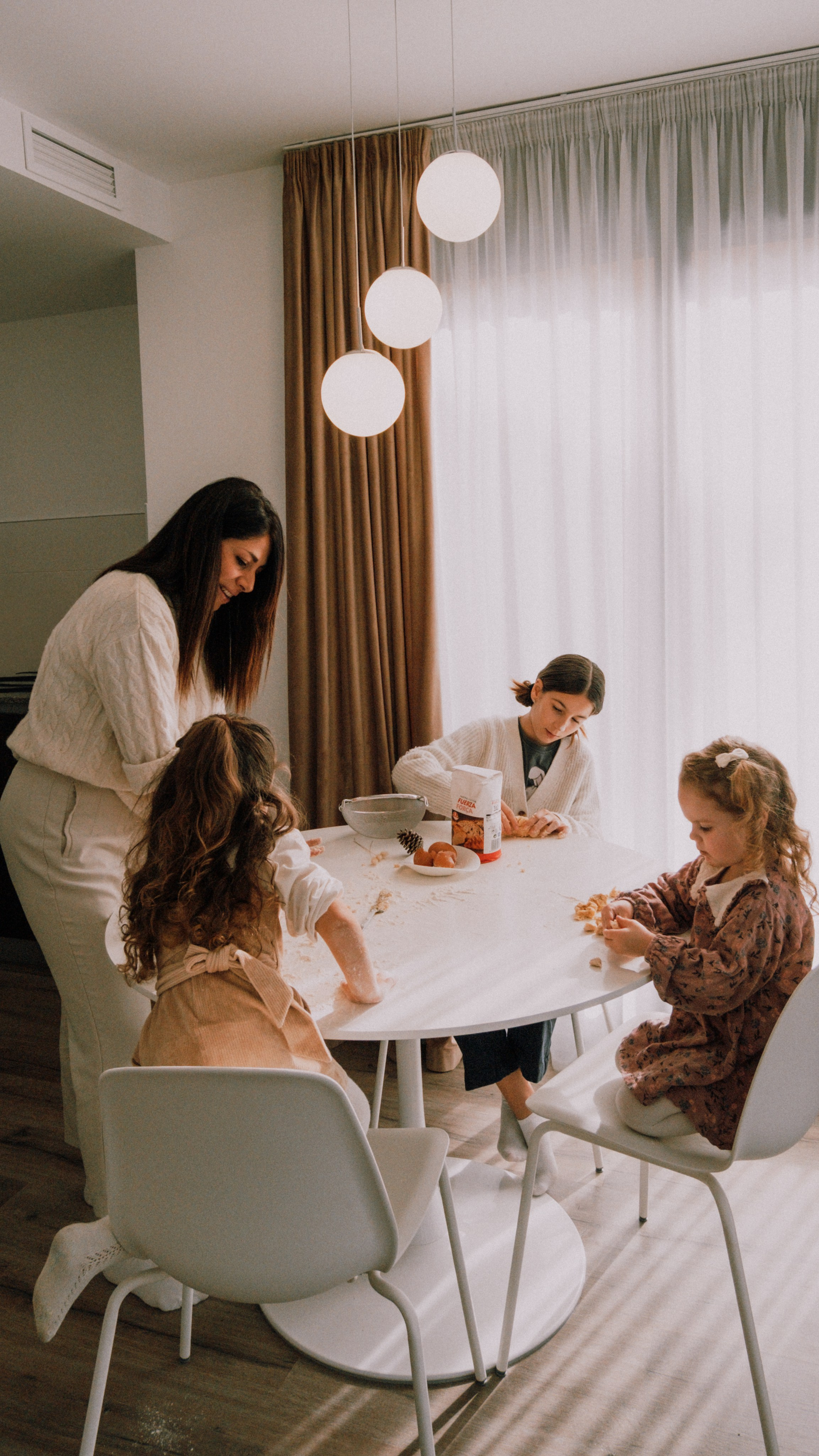 Clase magistral de cocina de pasta. Fotografía profesional en Calafell - Elena Medvedeva