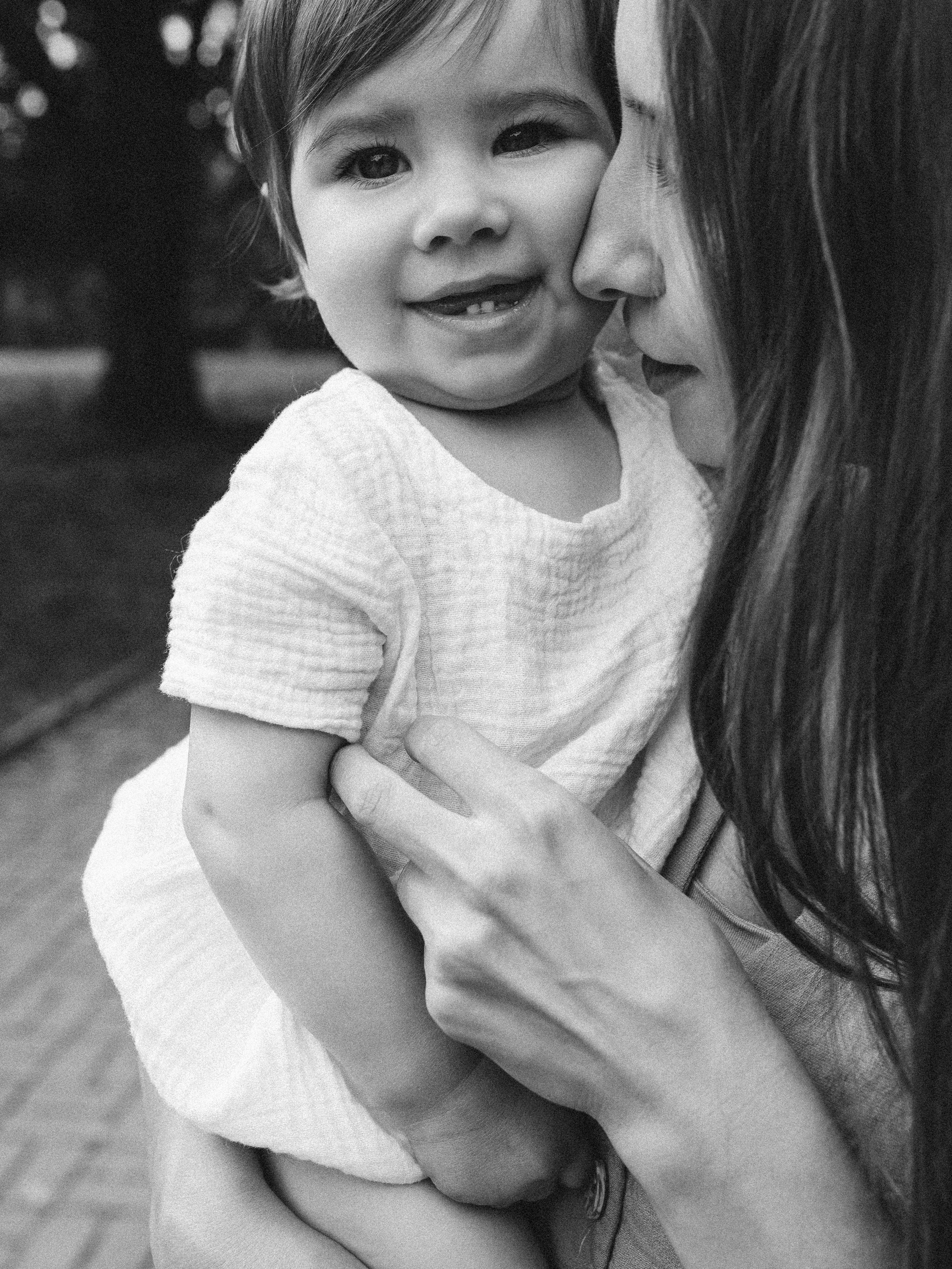 Ульяне годик. Индивидуальный и love story фотограф в Алматы Шарычева Ирина