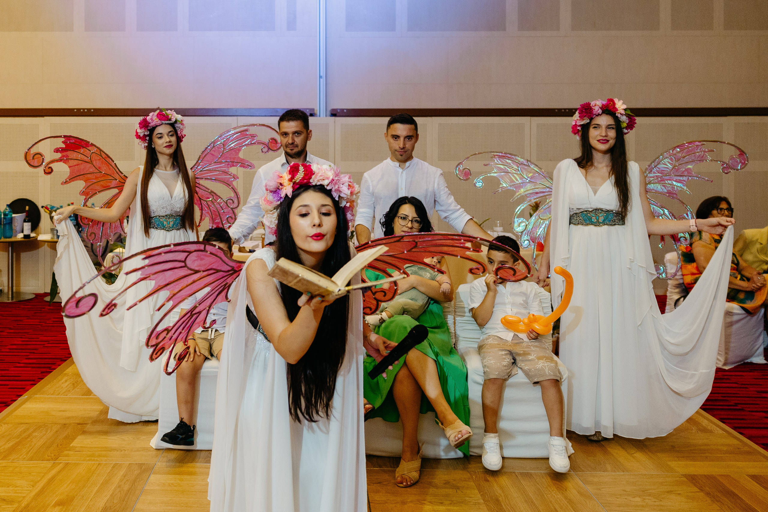 Fotografie De Botez MdimaFotoStudio. MDimaFotoStudio. Fotograf de nuntă, evenimente private și de familie