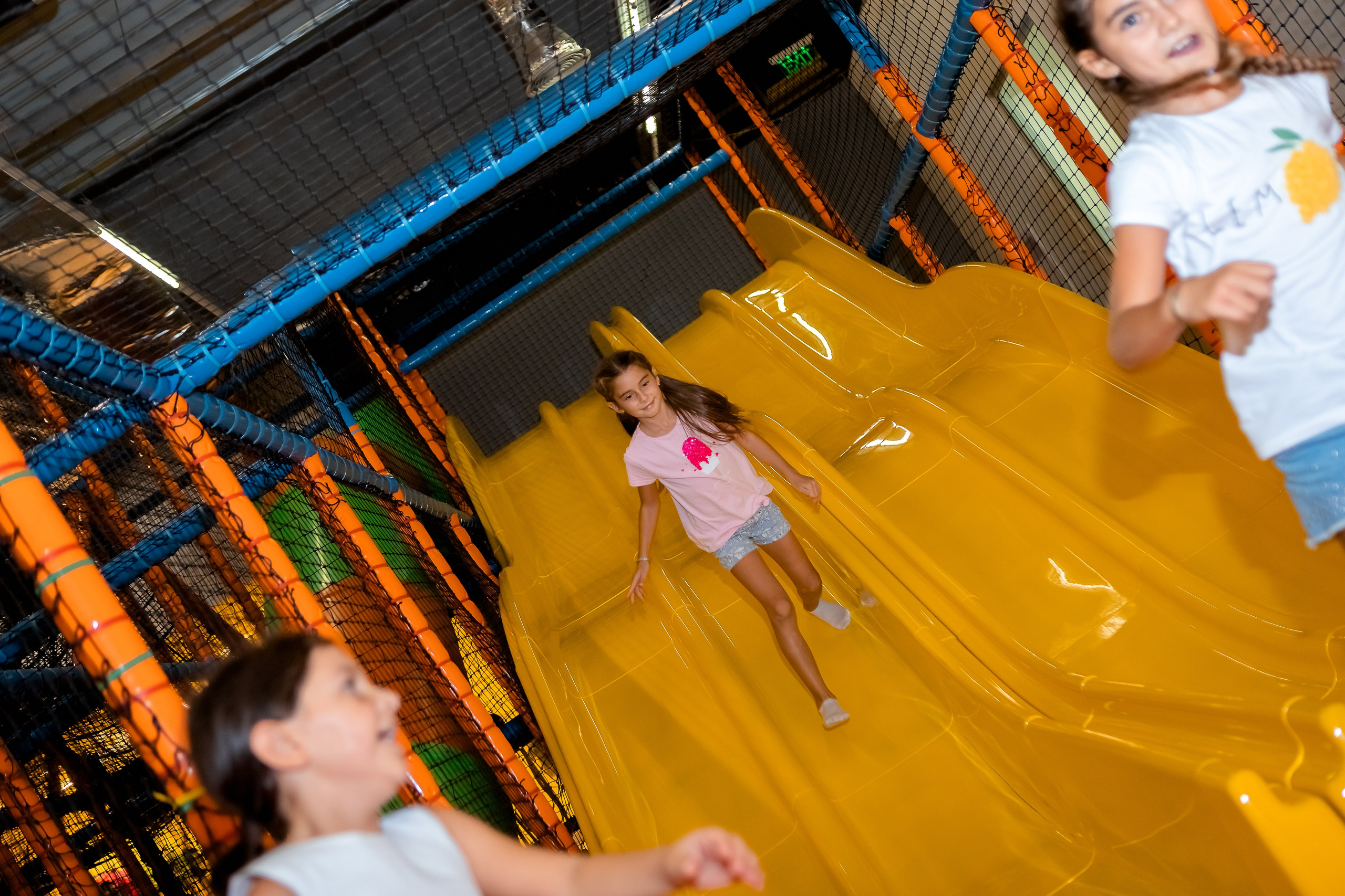 Честит Рожден Ден. Фотограф Ирина Йотова