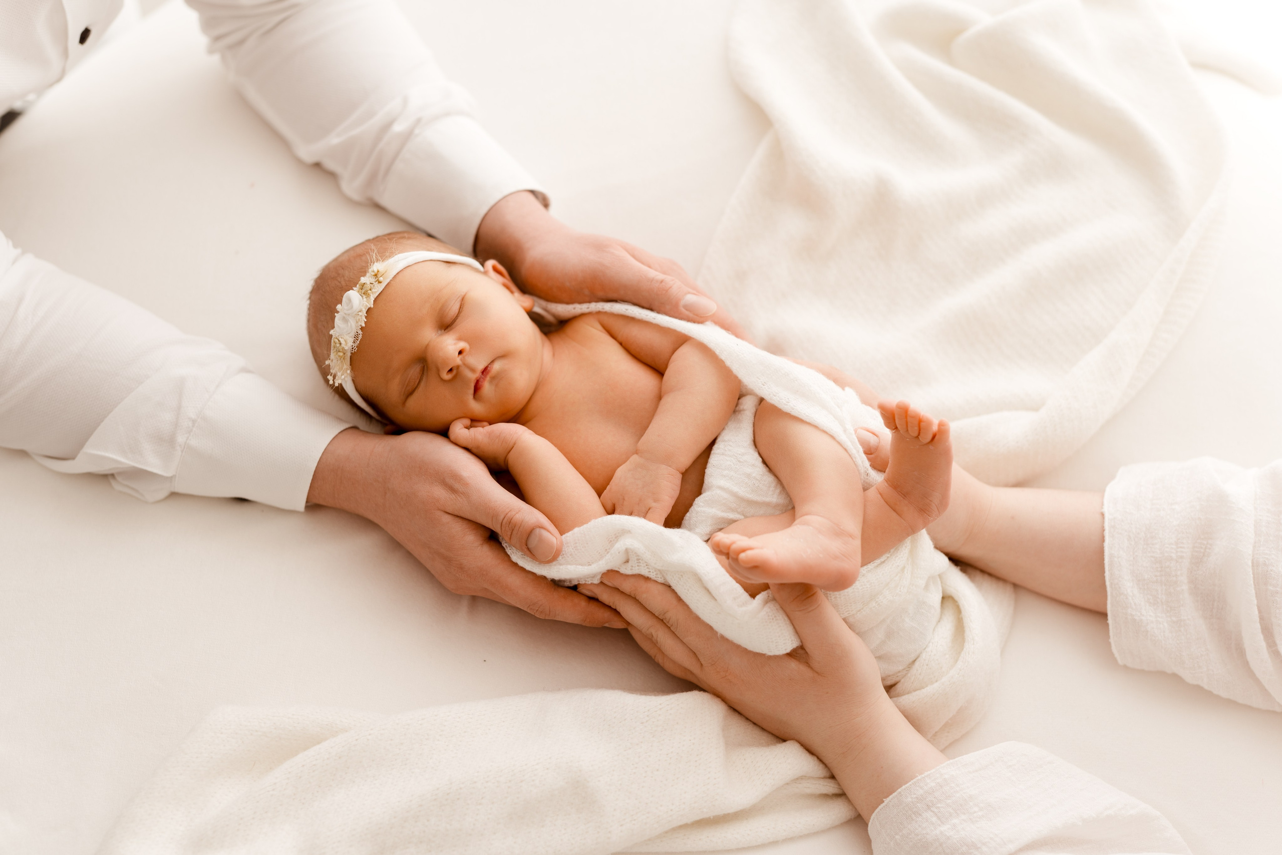 Pierwsza sesja Amelki. Fotograf Łódź - sesja ciążowa, noworodkowa, dziecięca. Studio w Łodzi