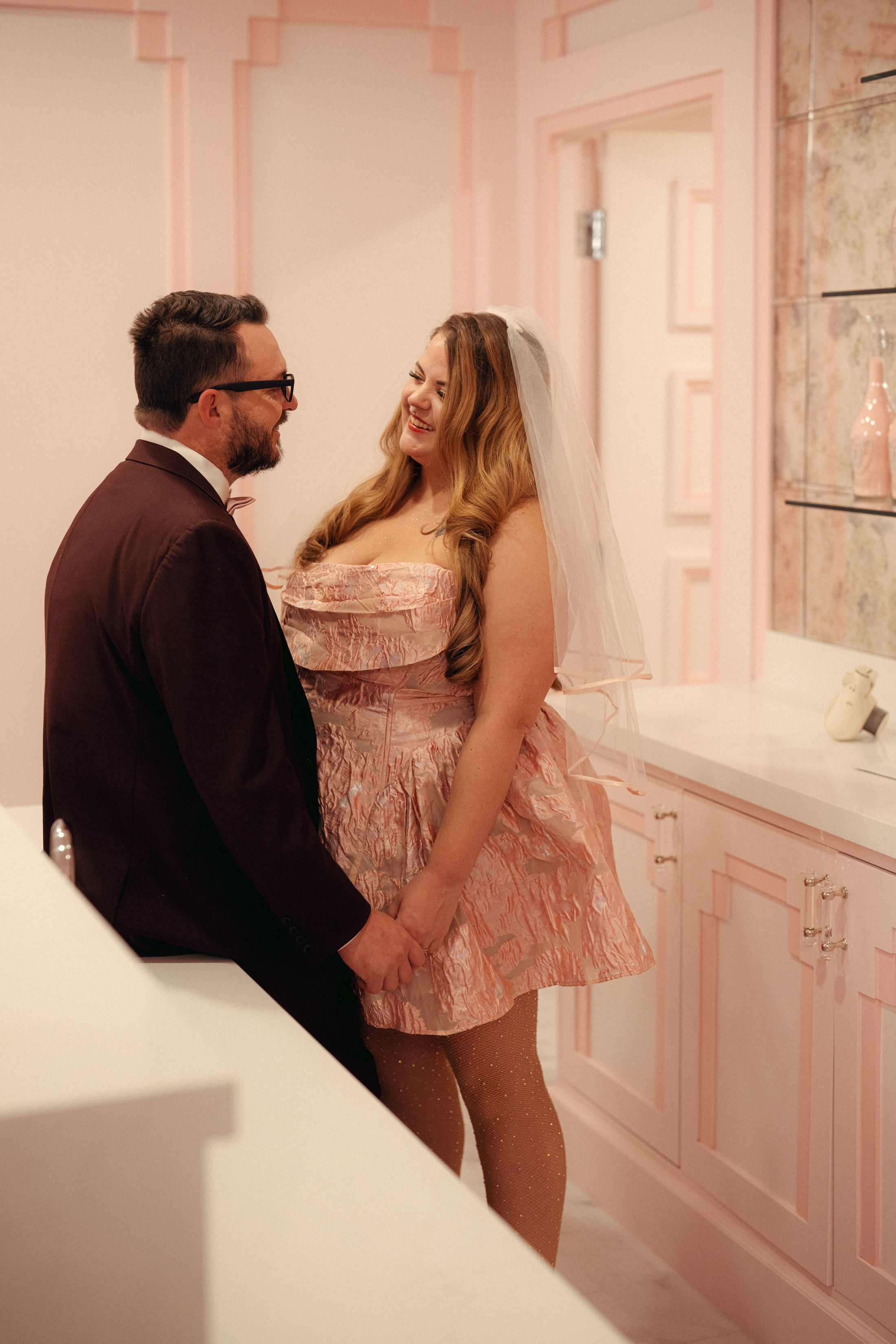 P&C. Wedding & elopement photographer Viktoriya Kravtsov. Las Vegas