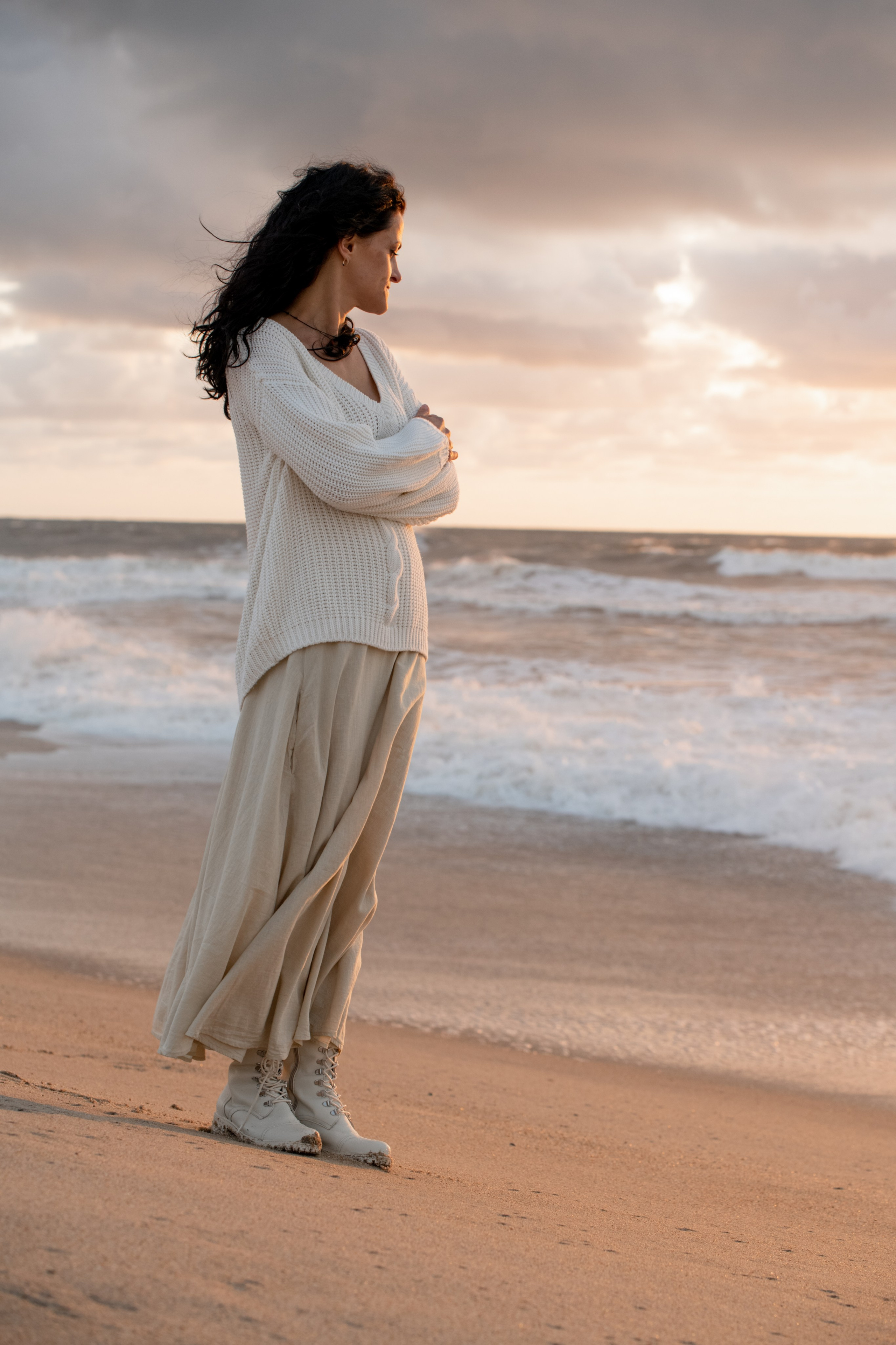 IRINA. Anastasiia Antoniuk portrait, family and couple photographer, Portugal