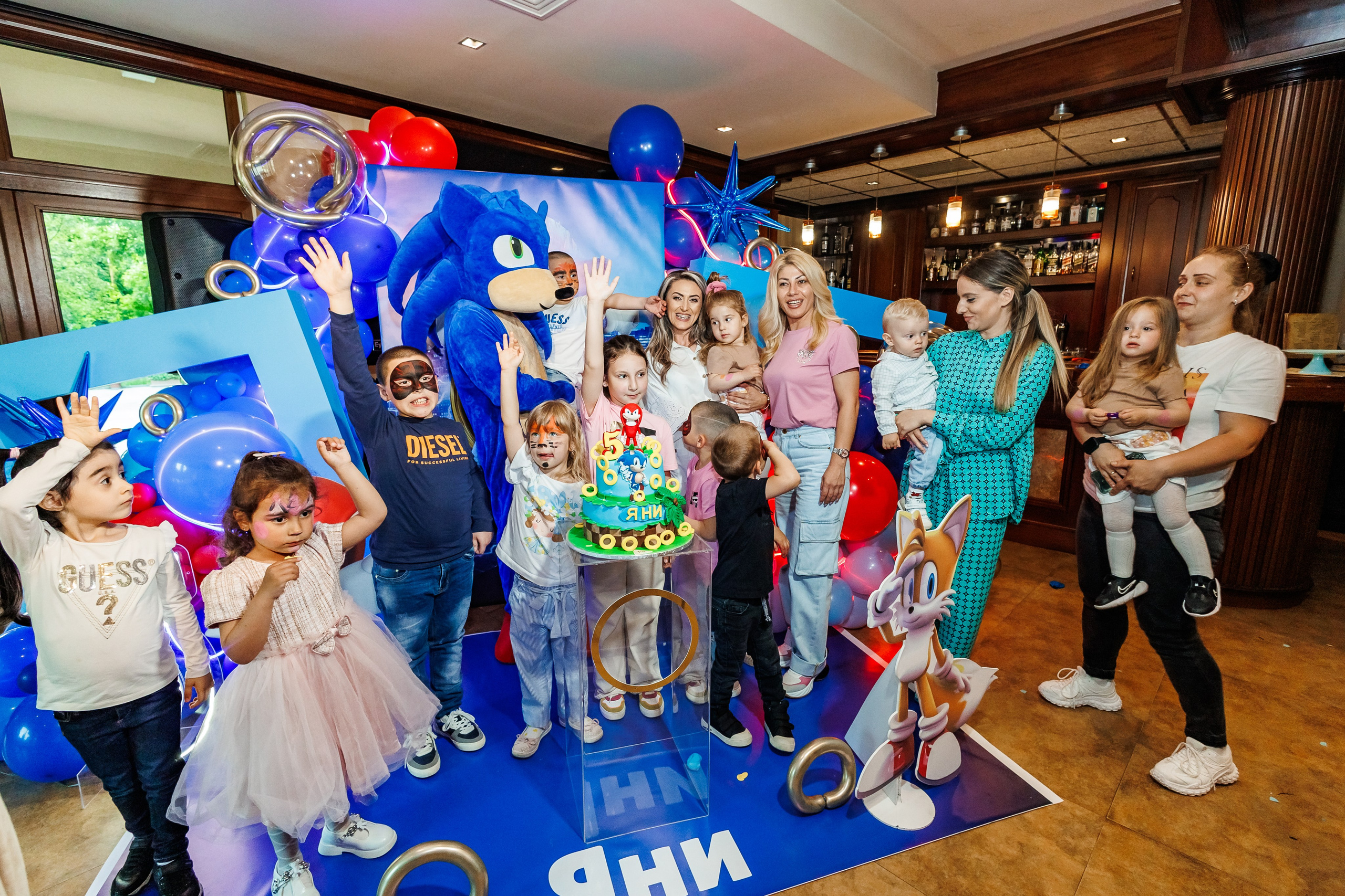 Честит Рожден Ден. Фотограф Ирина Йотова