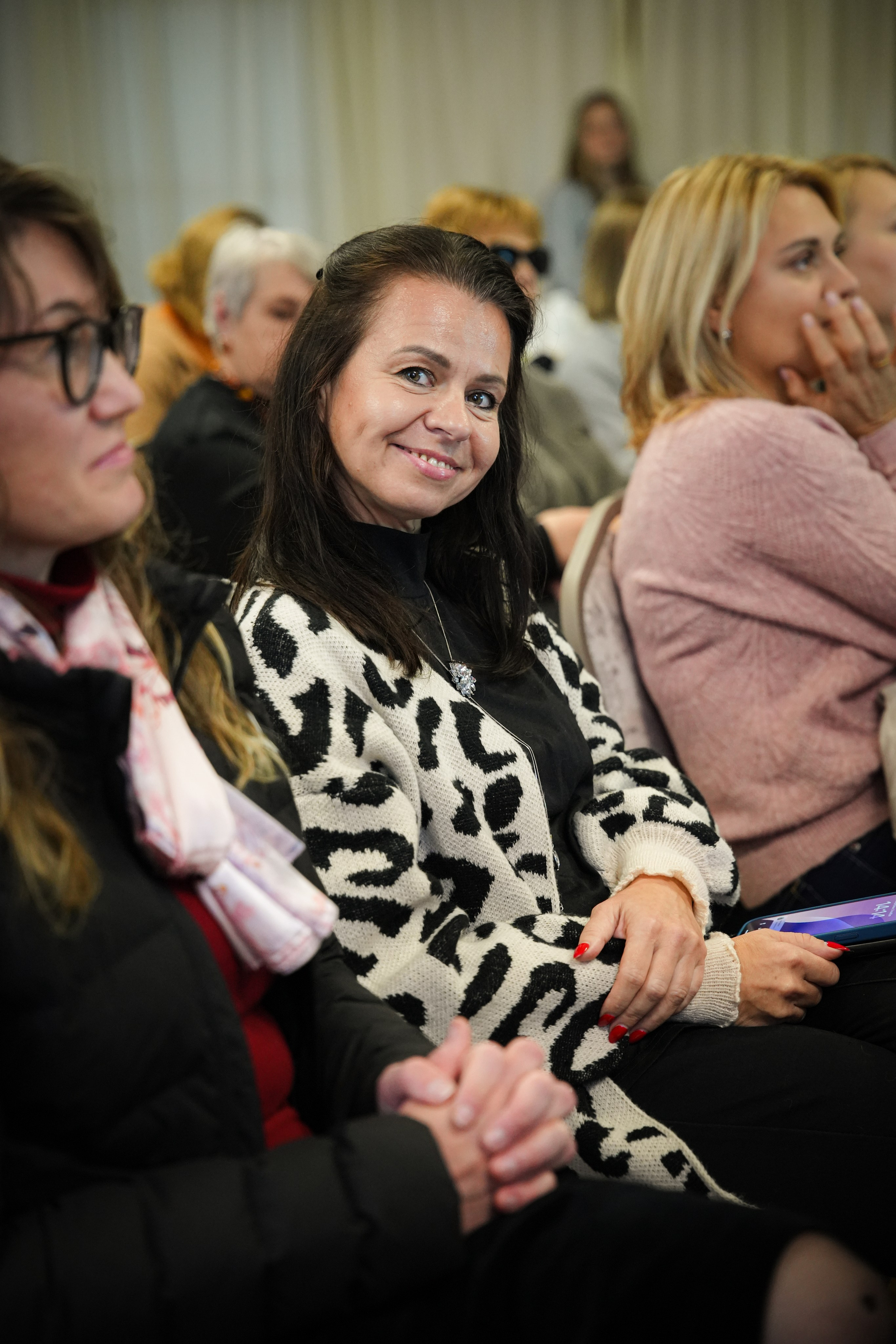 „Frauentreffen“. Fotografin Yuliia Turinina in Stuttgart