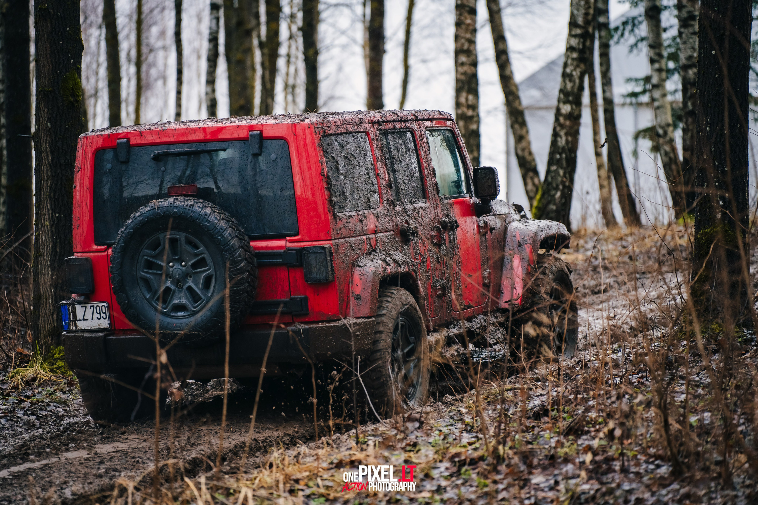 OFFROAD Parkas 2023. OnePIXEL