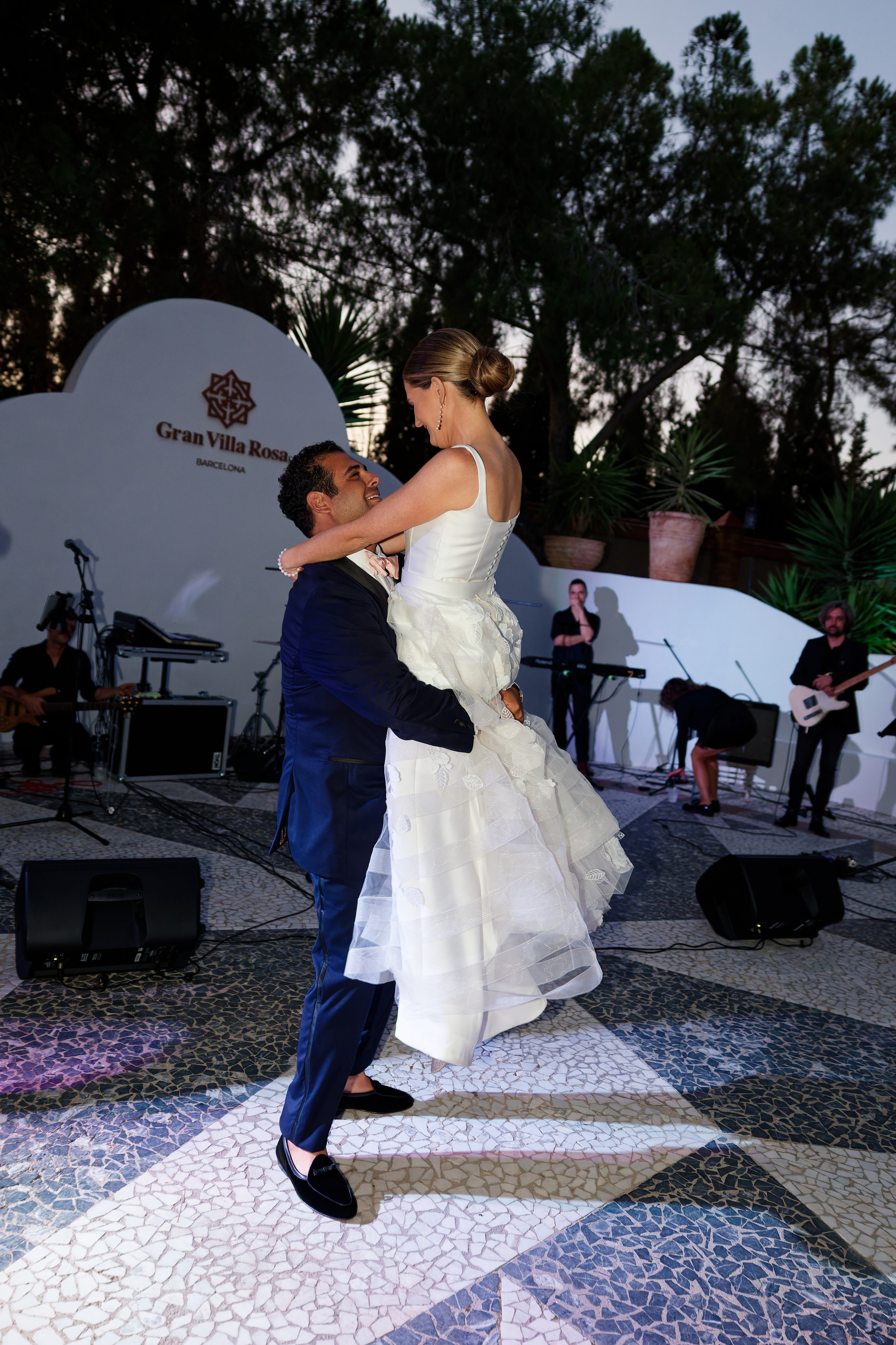 Wedding of Gracie & Joe at Gran Villa Rosa, Barcelona