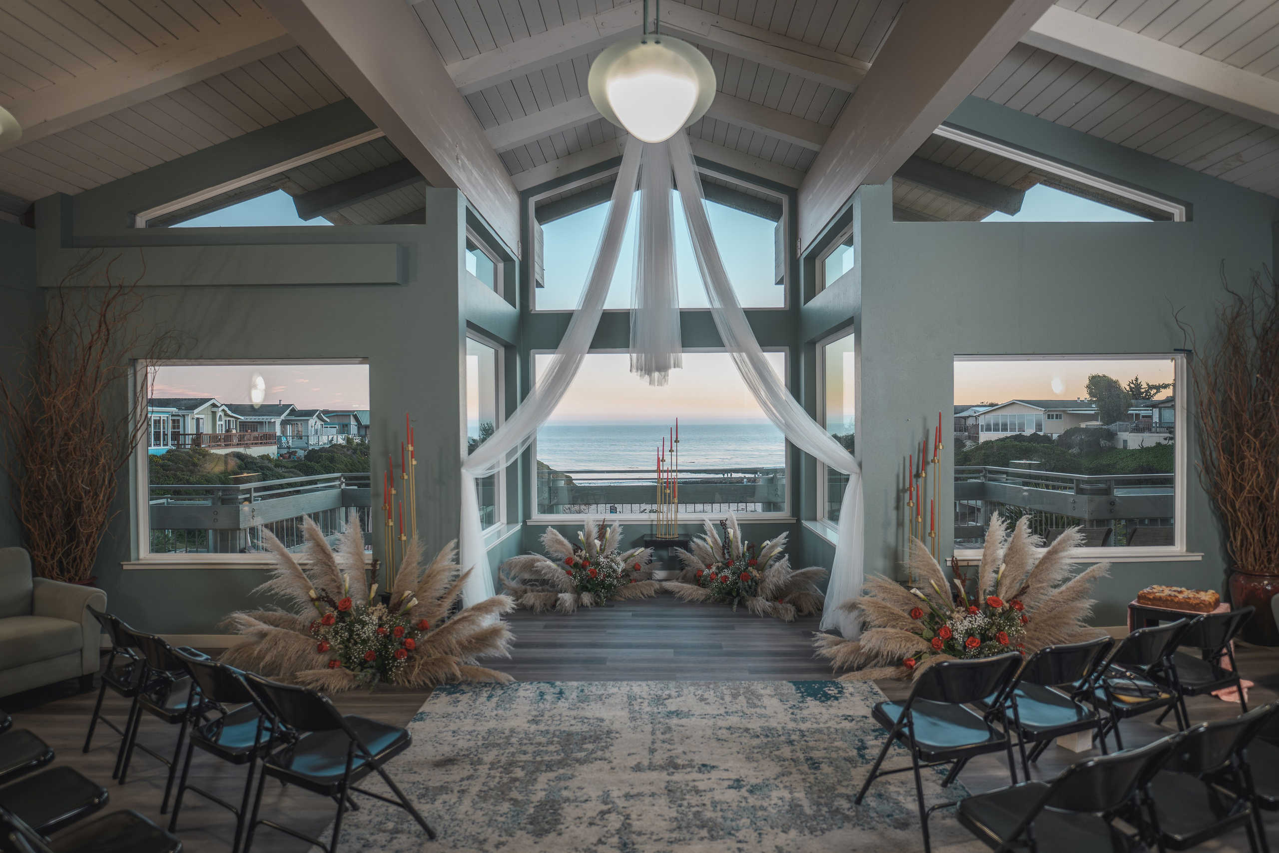 Coastal Elopement in Santa Cruz & Monterey. Wedding & Elopement Photographers in California