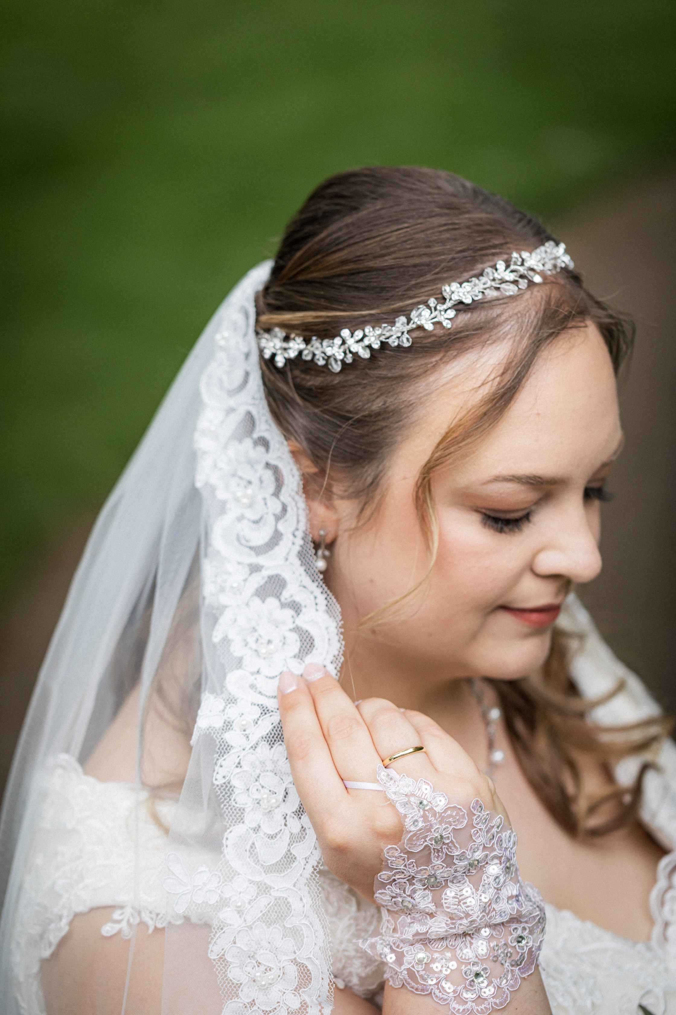 Kirchliche Trauung in Oerlinghausen – Emotionale Hochzeitsfotos & Stilvolle Reportagen!. Hochzeitsfotografin in Gütersloh | Authentische Hochzeitsreportagen | TK Photographie