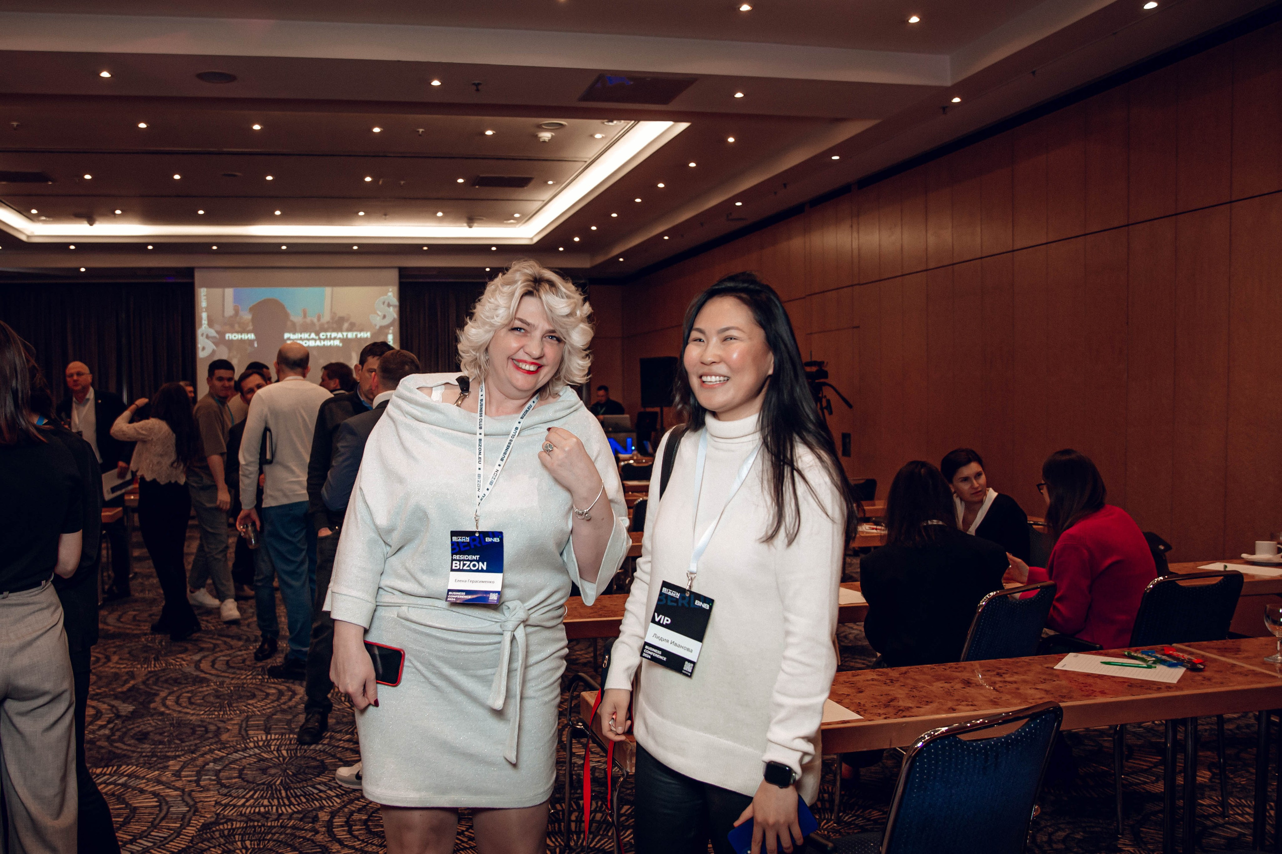 Club Bizon. Portrait family photographer in Berlin Elena Zakh