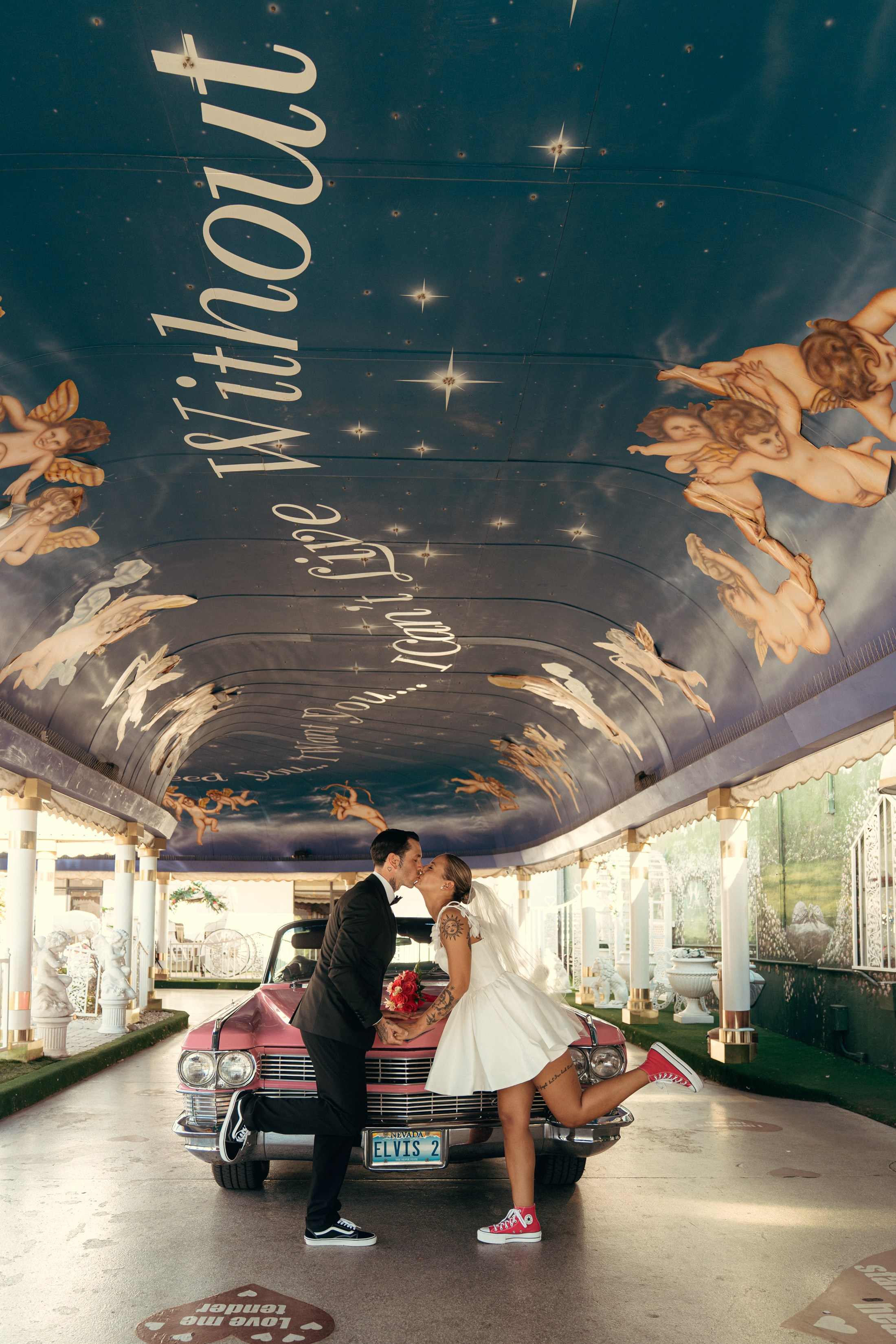 Klara&Marsel. Wedding & elopement photographer Viktoriya Kravtsov. Las Vegas