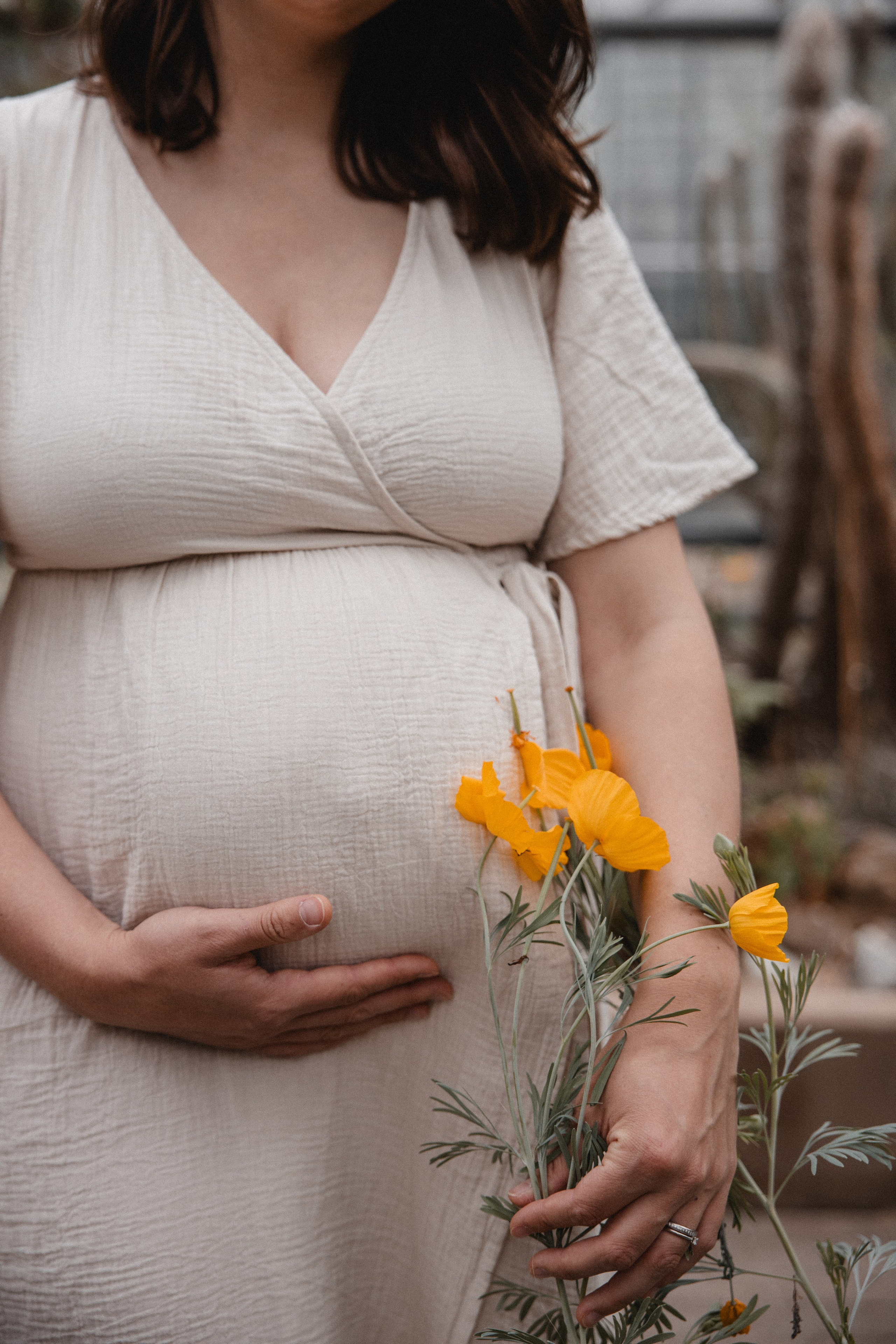 Babybauch Shooting im Botanischen Garten Bochum | Reiche Fotografie. Hochzeitsfotografin Bochum | Halyna Reiche Fotografie NRW