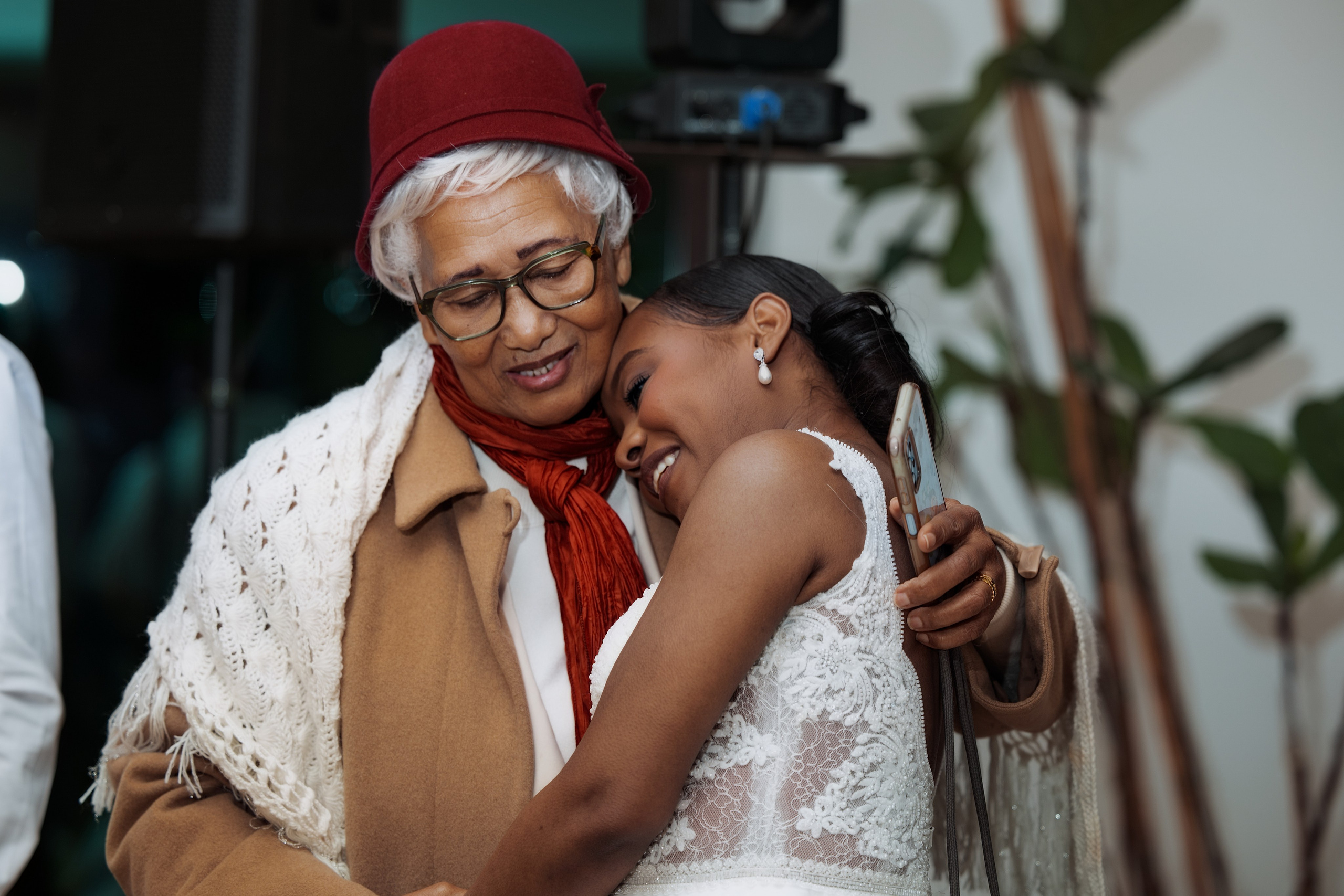 Nawik e Ethson. Fazemos o seu casamento ser lembrado por gerações