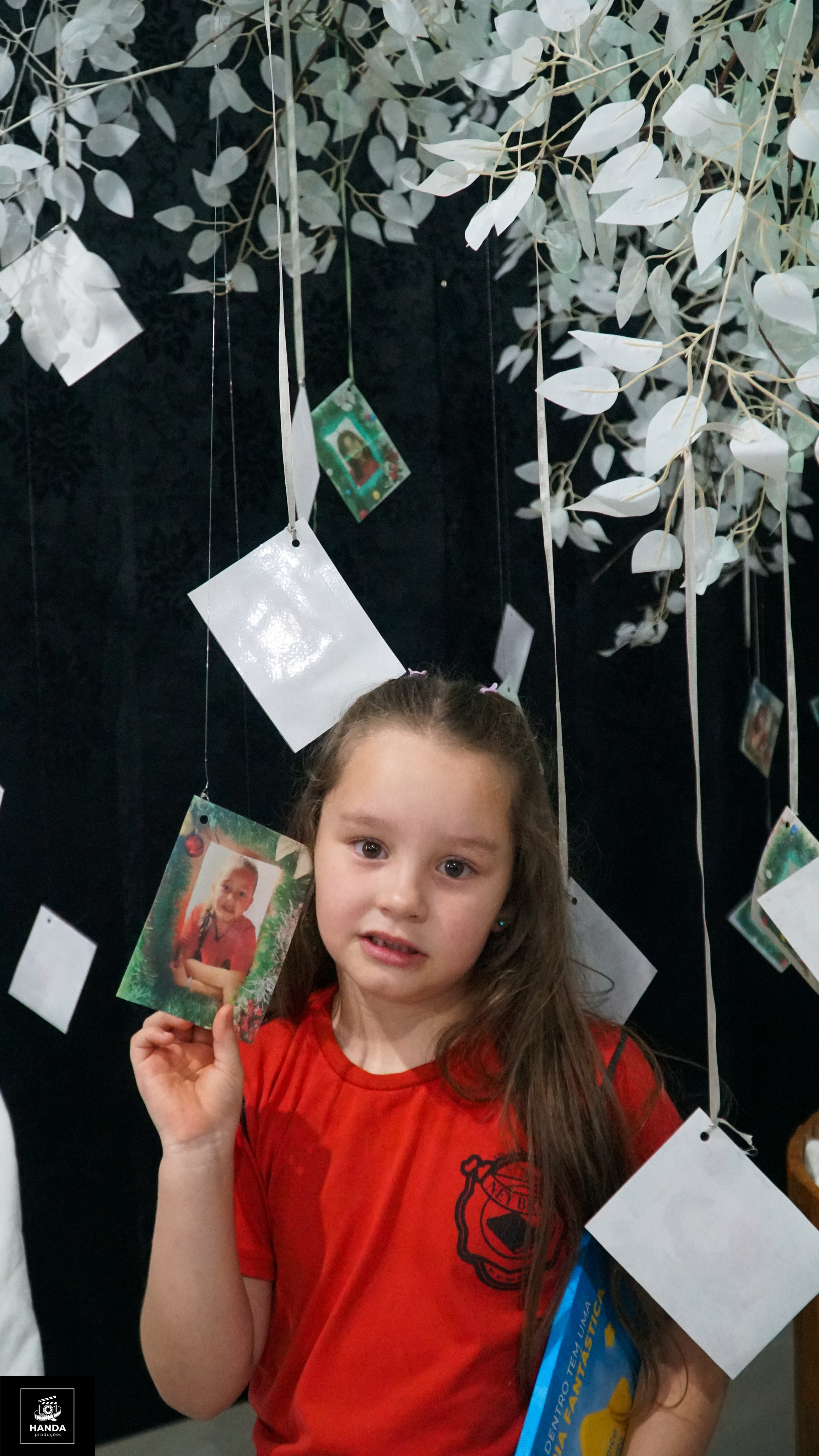 Noite autógrafos colégio Aurélio Buarque de Holanda. Handa Produções