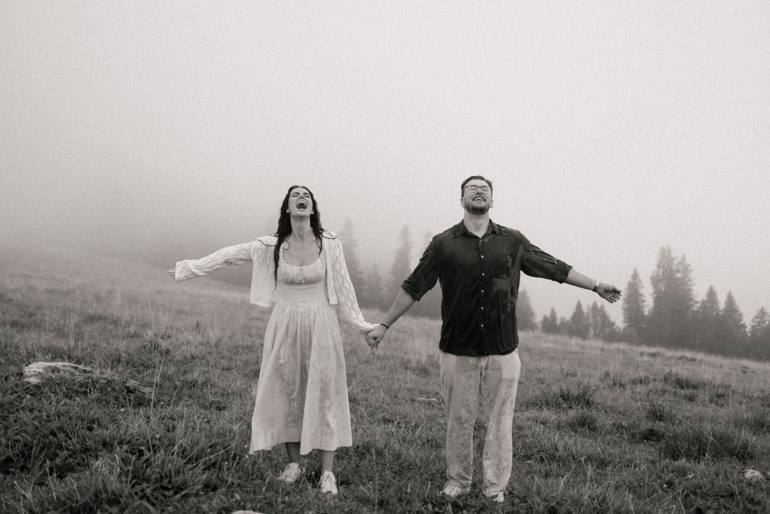 Polina Sobol — family & documentary photographer in Bern. Outdoor & urban photo sessions for families, kids and couples