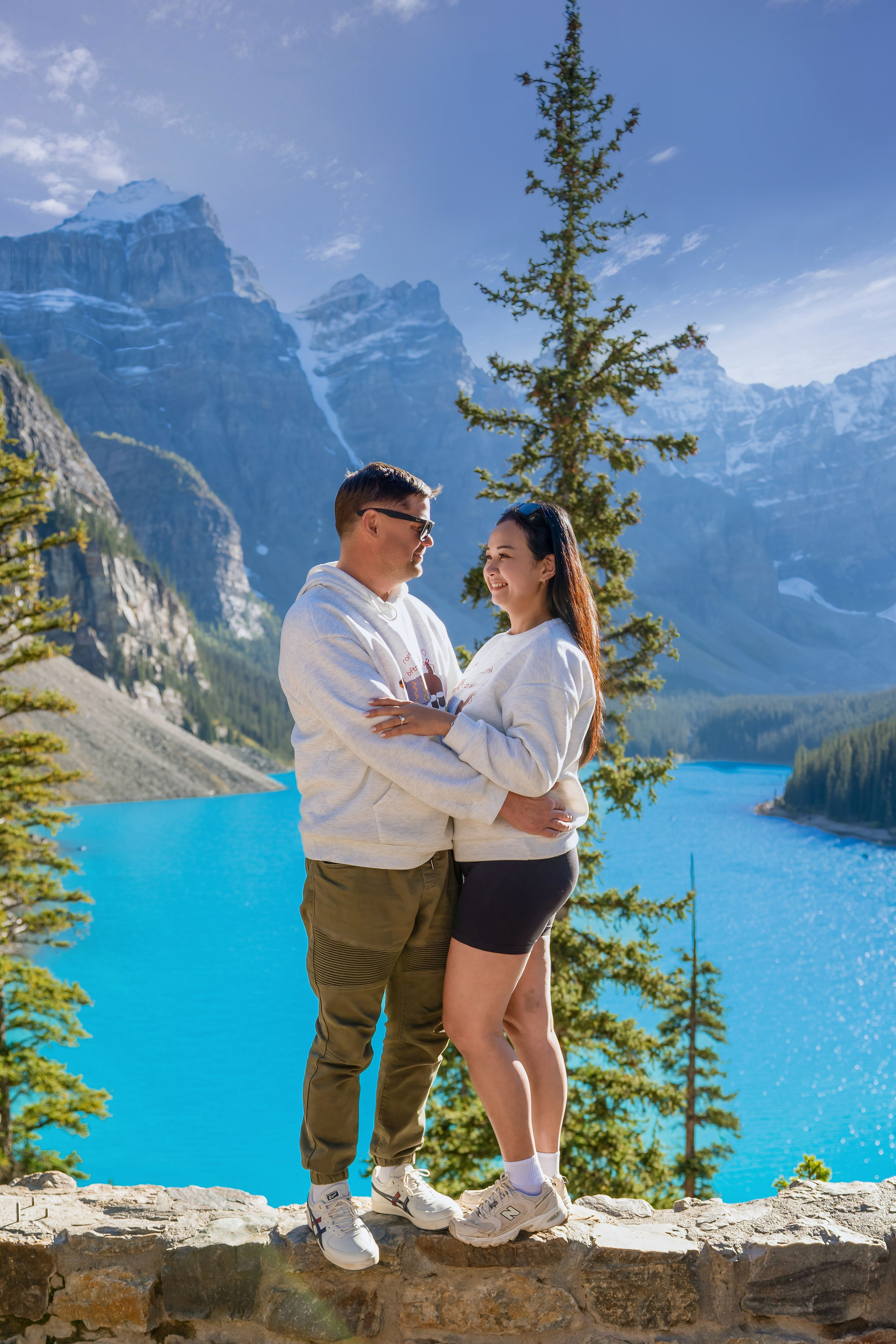 Justin & Kat — Surprise Proposal / Moraine Lake, Banff