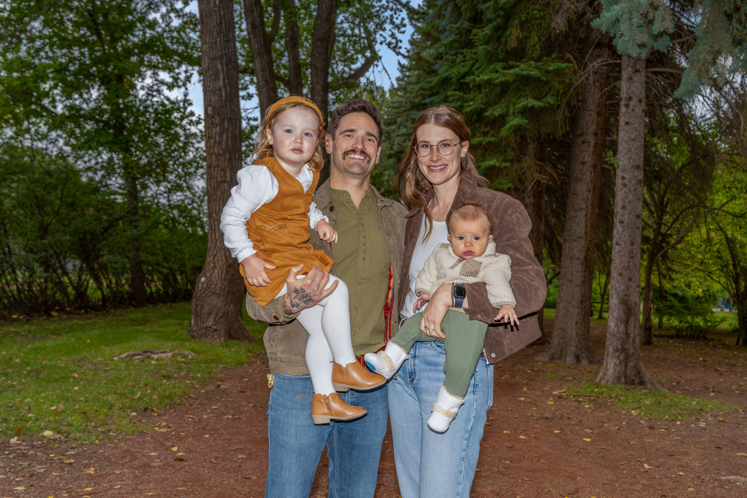 Wendy’s Family Photoshoot Calgary AB, Canada