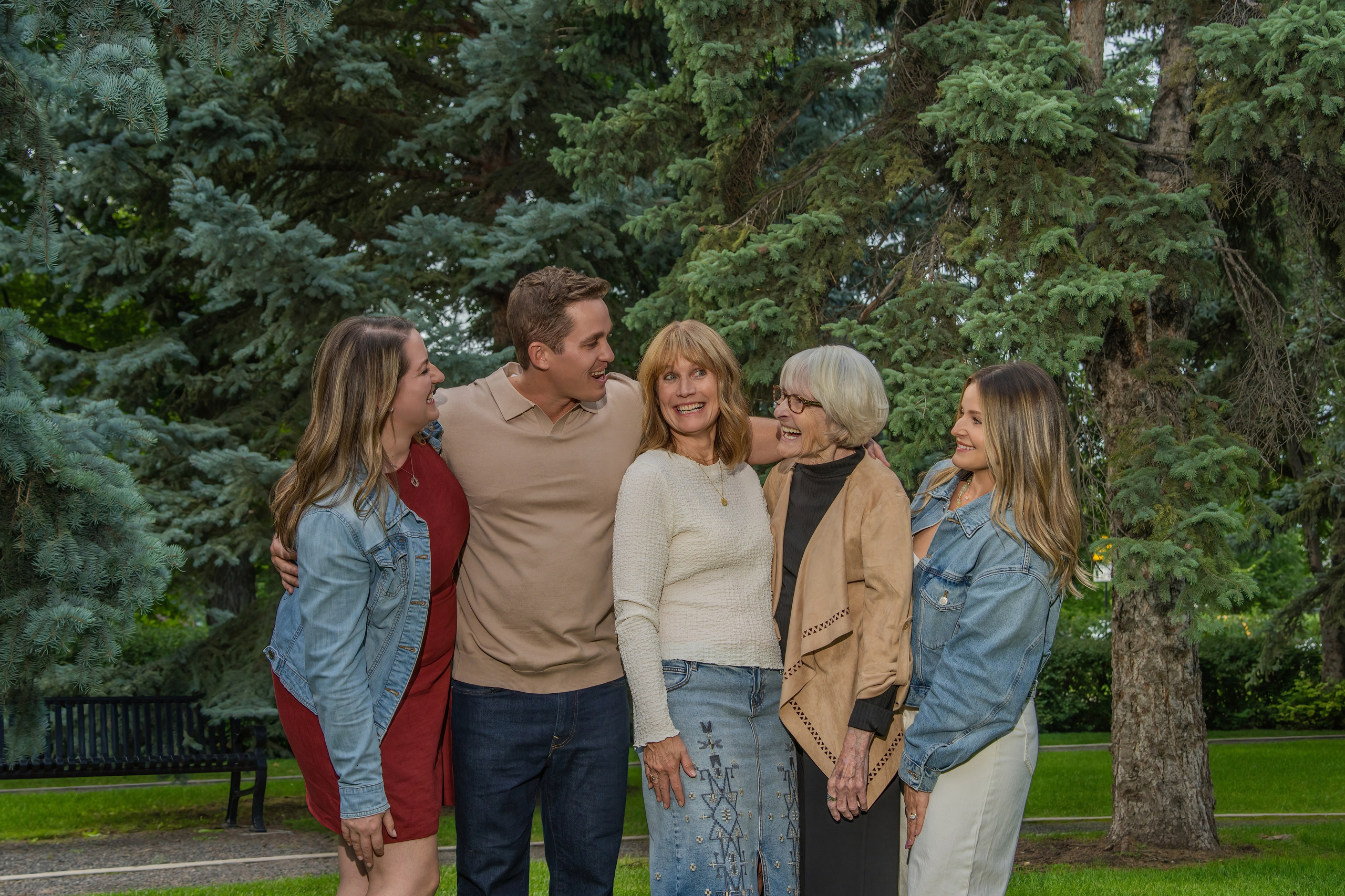 Cathy’s Family — Calgary Mini Session